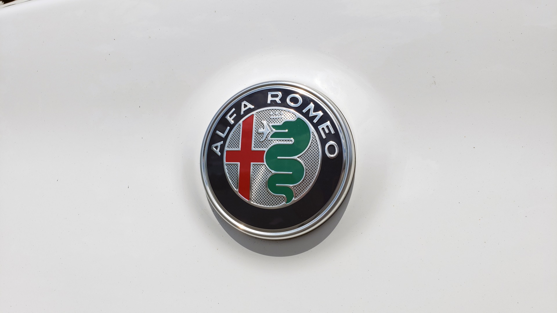 Used 2019 Alfa Romeo STELVIO TI SPORT AWD / 2.0L TURBO / 8-SPD AUTO / DRVR ASST / REARVIEW for sale Sold at Formula Imports in Charlotte NC 28227 35
