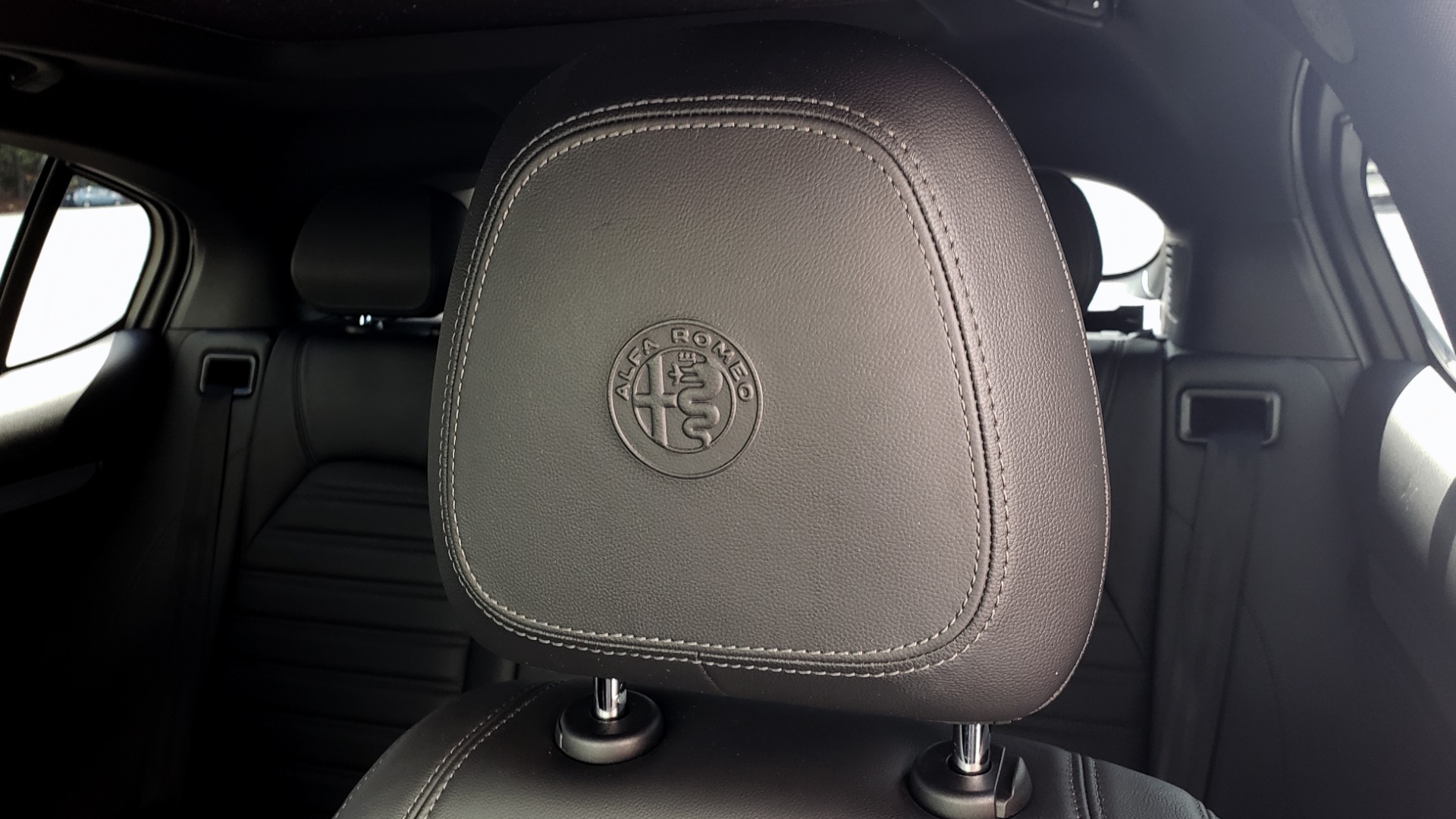 Used 2019 Alfa Romeo STELVIO TI SPORT AWD / 2.0L TURBO / 8-SPD AUTO / DRVR ASST / REARVIEW for sale Sold at Formula Imports in Charlotte NC 28227 45