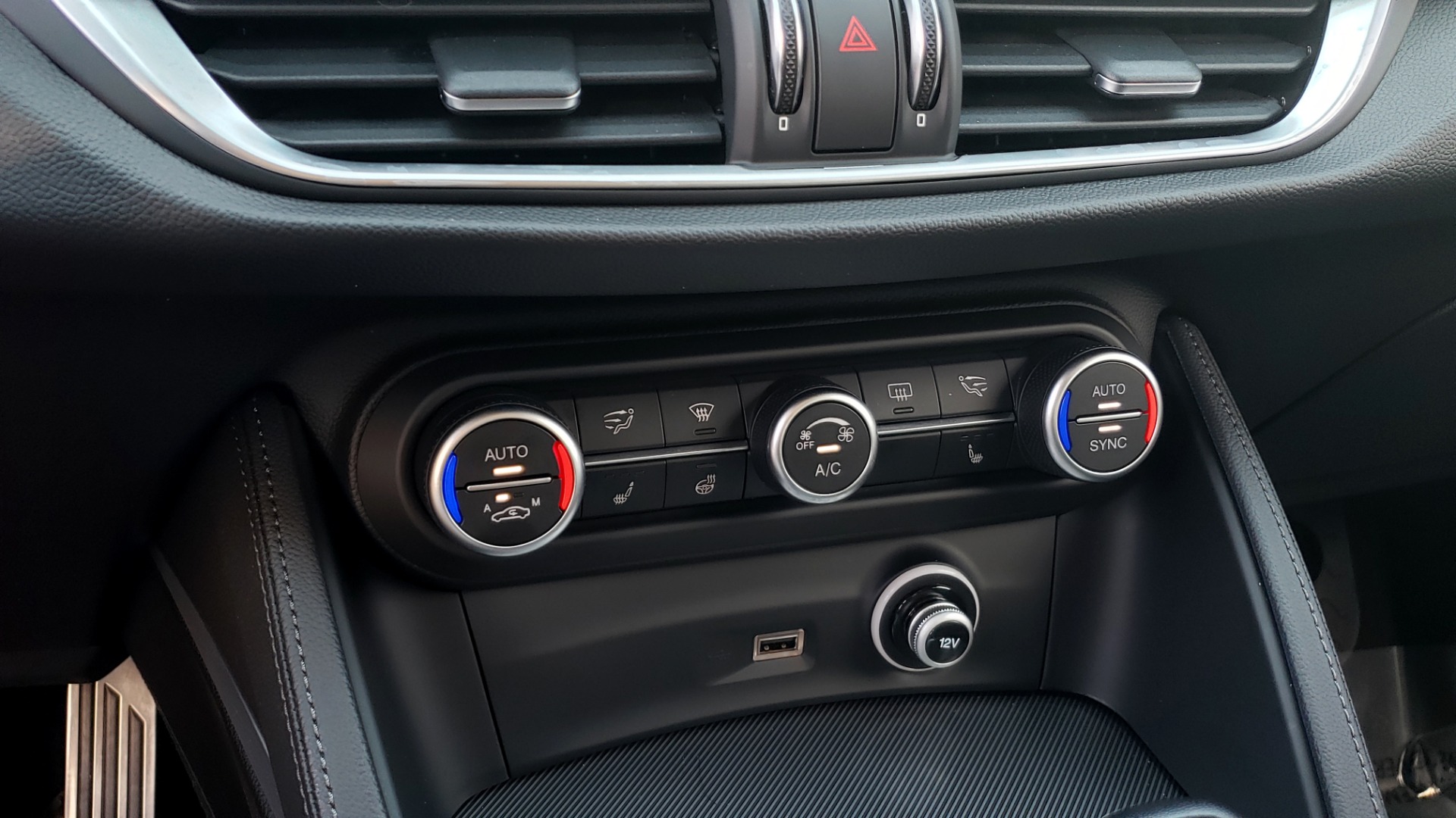 Used 2019 Alfa Romeo STELVIO TI SPORT AWD / 2.0L TURBO / 8-SPD AUTO / DRVR ASST / REARVIEW for sale Sold at Formula Imports in Charlotte NC 28227 54