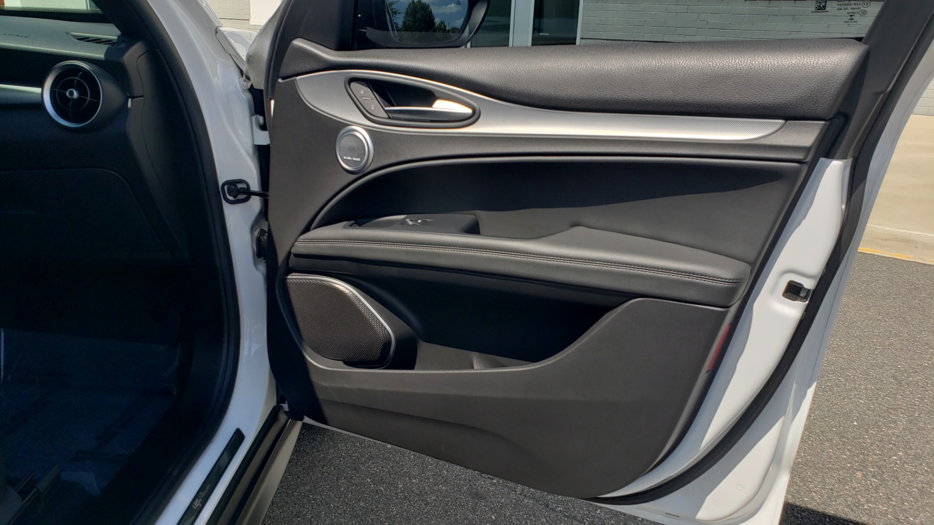 Used 2019 Alfa Romeo STELVIO TI SPORT AWD / 2.0L TURBO / 8-SPD AUTO / DRVR ASST / REARVIEW for sale Sold at Formula Imports in Charlotte NC 28227 69