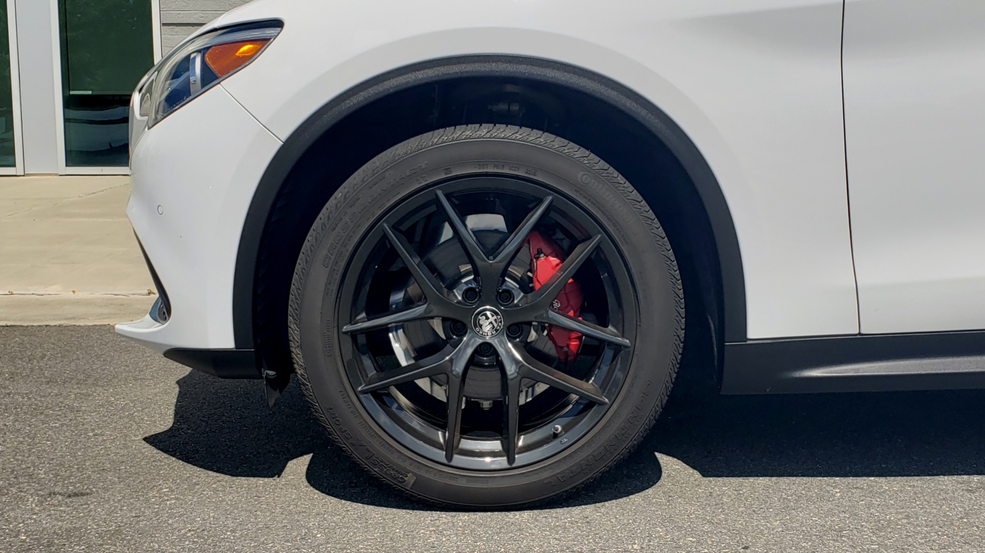 Used 2019 Alfa Romeo STELVIO TI SPORT AWD / 2.0L TURBO / 8-SPD AUTO / DRVR ASST / REARVIEW for sale Sold at Formula Imports in Charlotte NC 28227 82