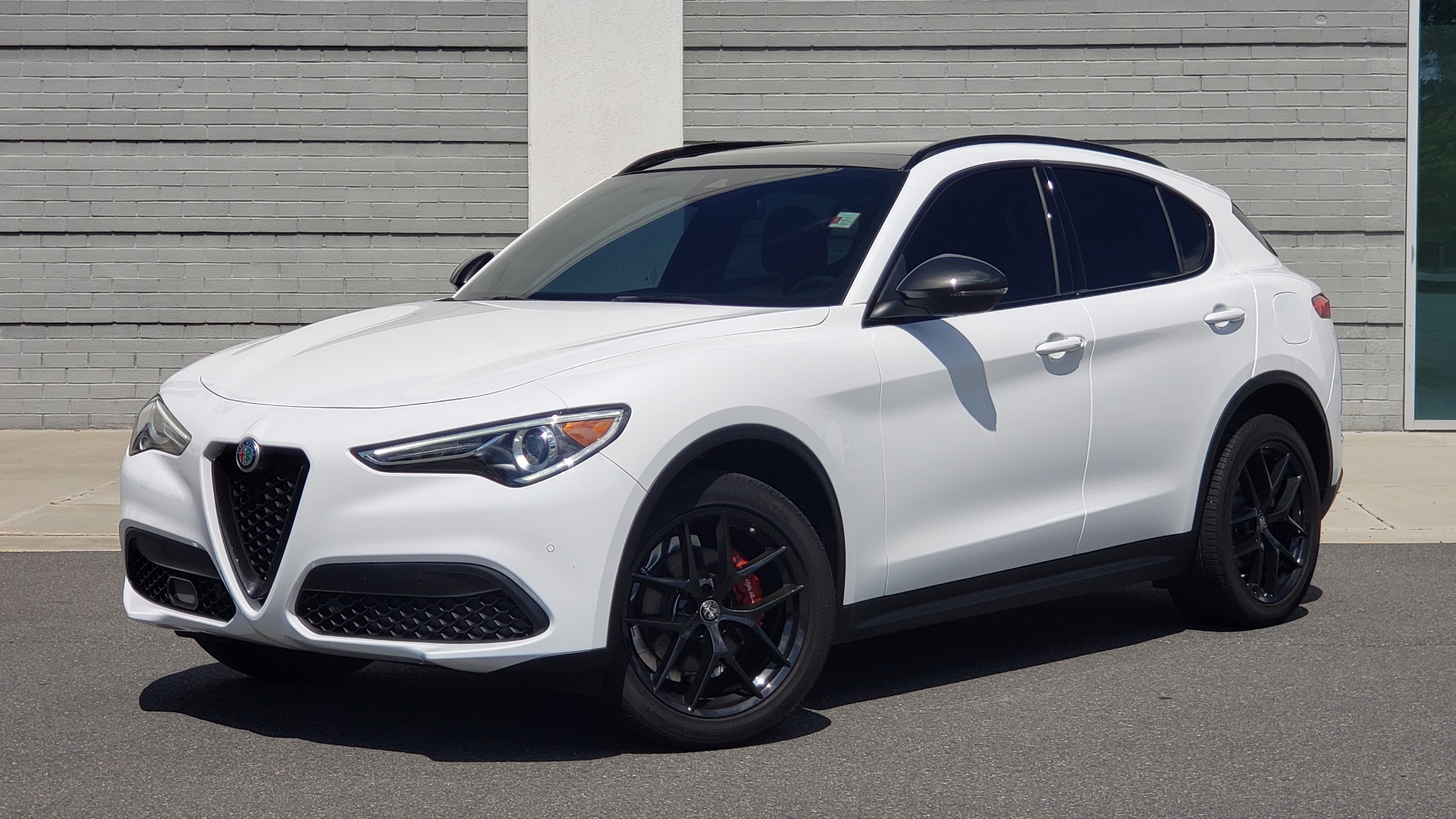 Used 2019 Alfa Romeo STELVIO TI SPORT AWD / 2.0L TURBO / 8-SPD AUTO / DRVR ASST / REARVIEW for sale Sold at Formula Imports in Charlotte NC 28227 1