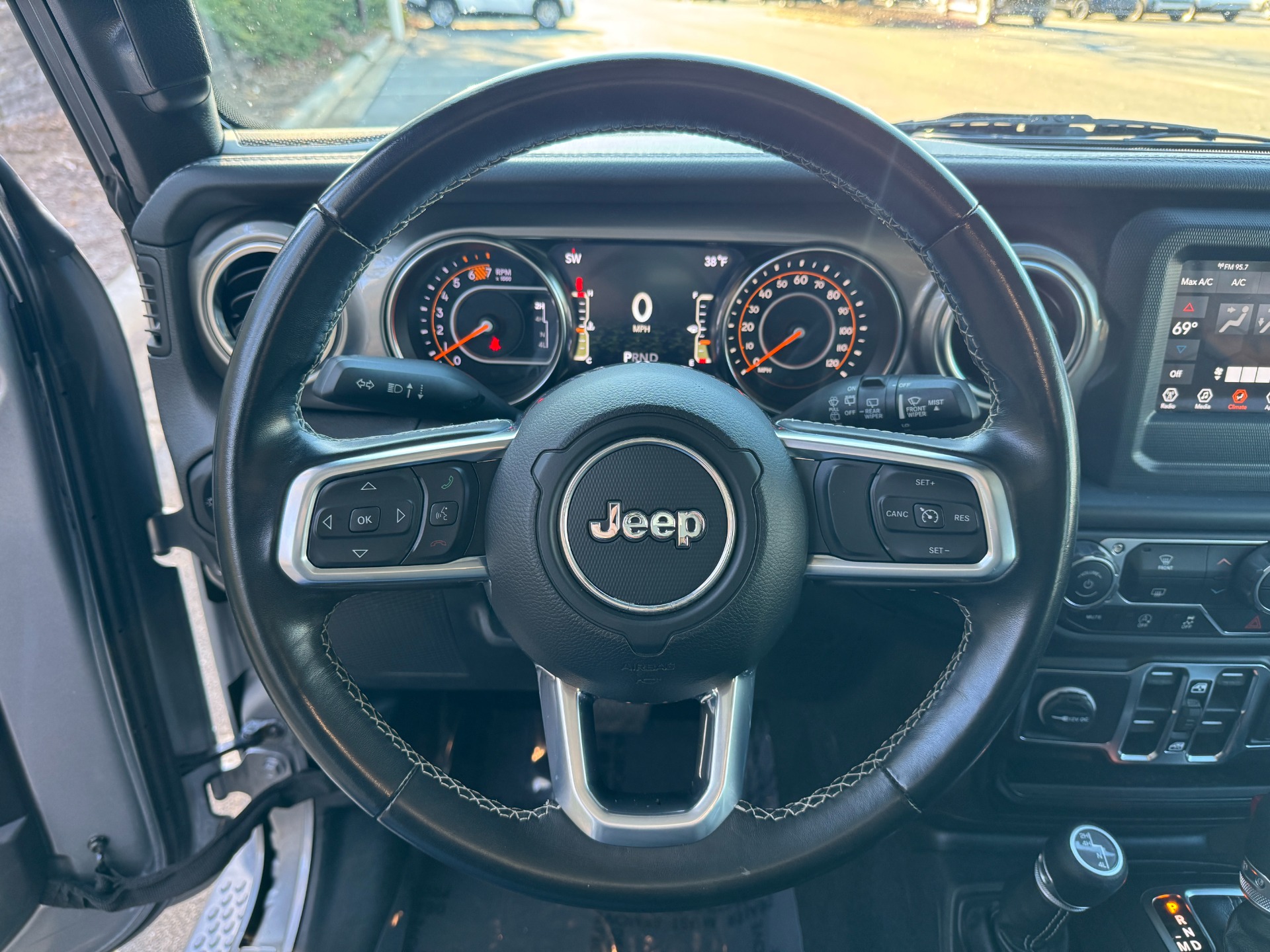 Used 2020 Jeep Wrangler Unlimited Sahara for sale Sold at Formula Imports in Charlotte NC 28227 25