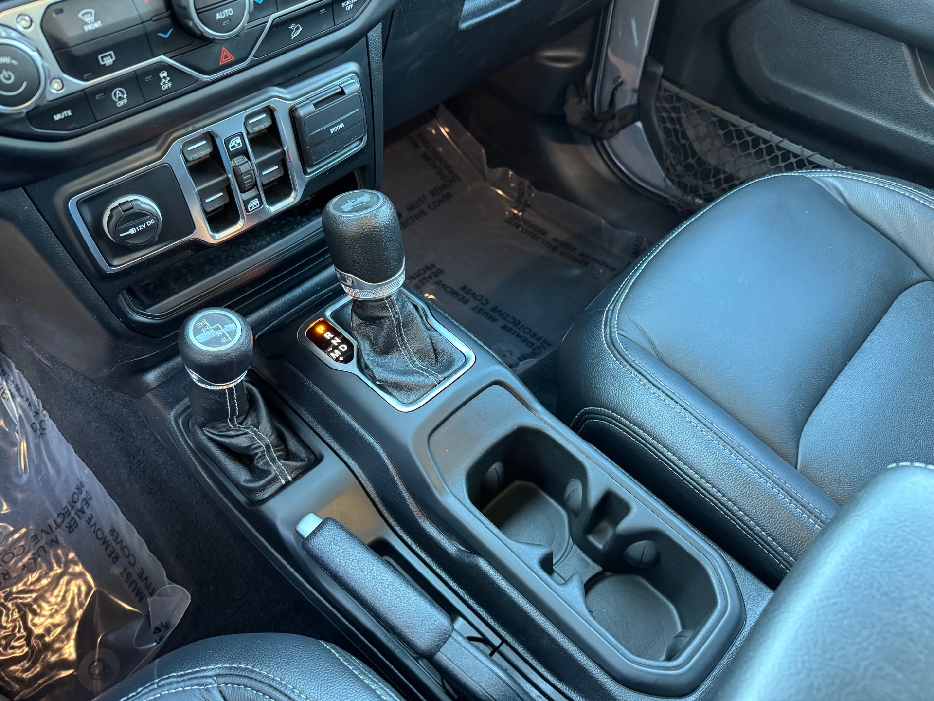 Used 2020 Jeep Wrangler Unlimited Sahara for sale Sold at Formula Imports in Charlotte NC 28227 34