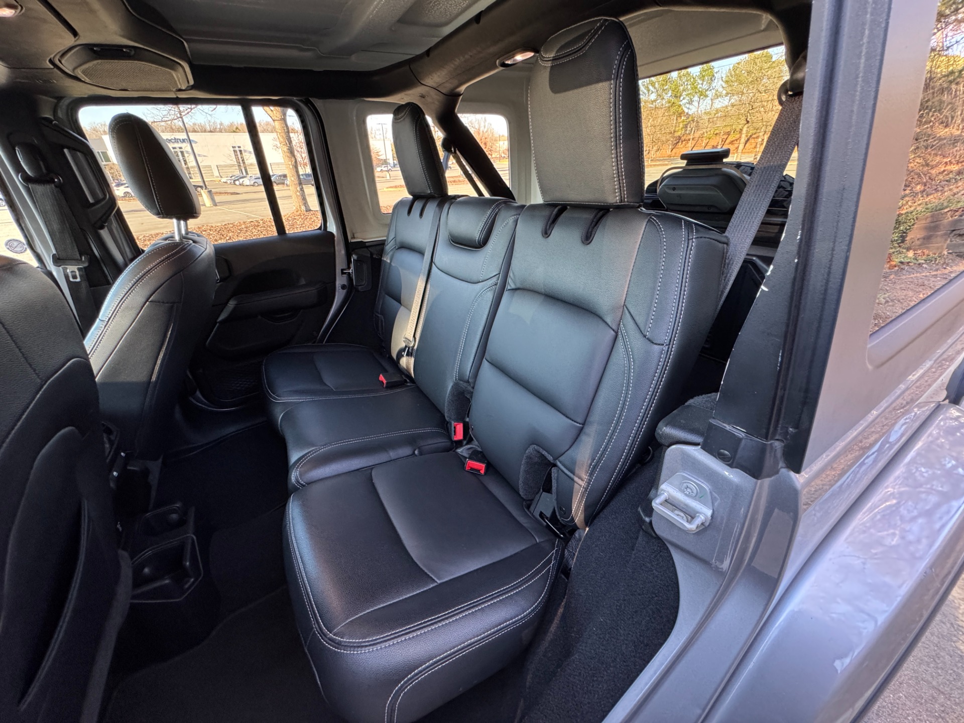 Used 2020 Jeep Wrangler Unlimited Sahara for sale Sold at Formula Imports in Charlotte NC 28227 39