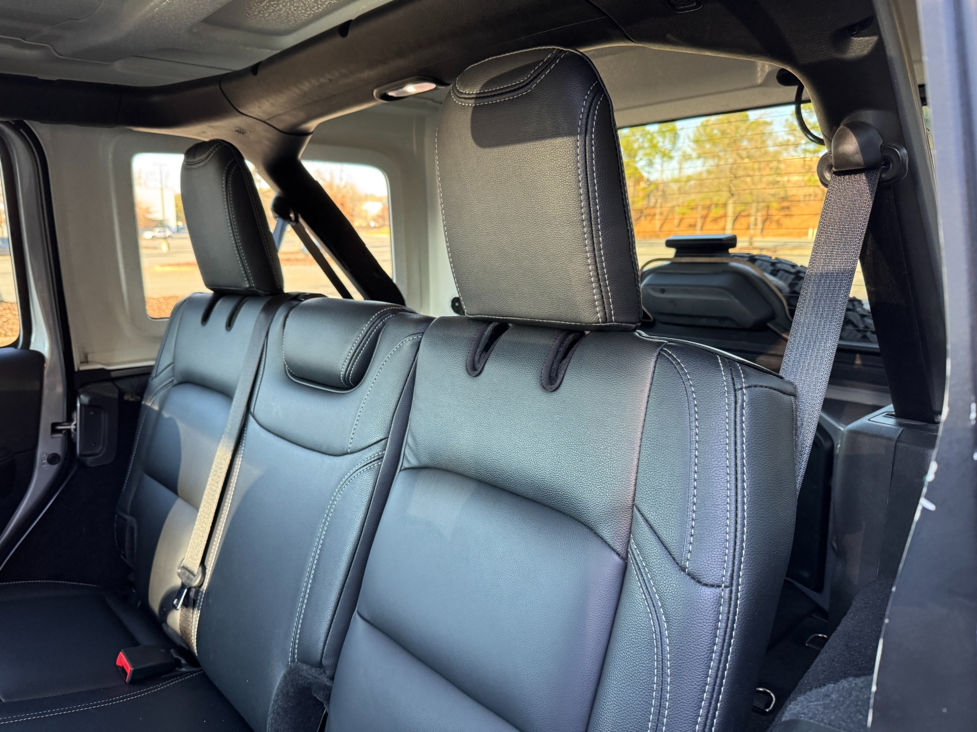 Used 2020 Jeep Wrangler Unlimited Sahara for sale Sold at Formula Imports in Charlotte NC 28227 40
