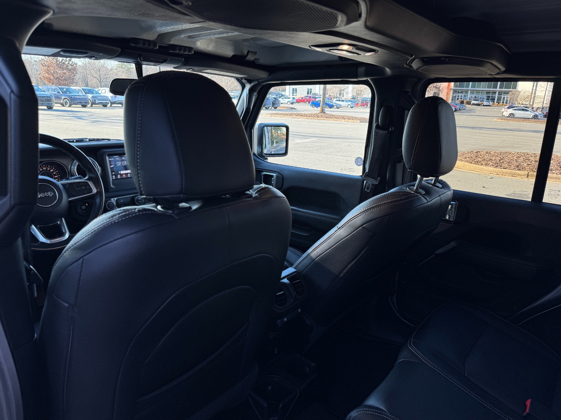 Used 2020 Jeep Wrangler Unlimited Sahara for sale Sold at Formula Imports in Charlotte NC 28227 42