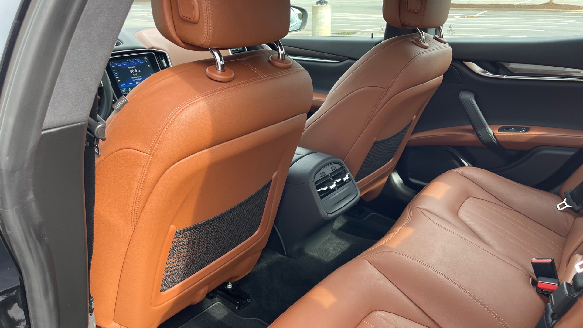Used 2018 Maserati GHIBLI 3.0L SEDAN / 8-SPD AUTO / NAV / SUNROOF / REARVIEW for sale Sold at Formula Imports in Charlotte NC 28227 48