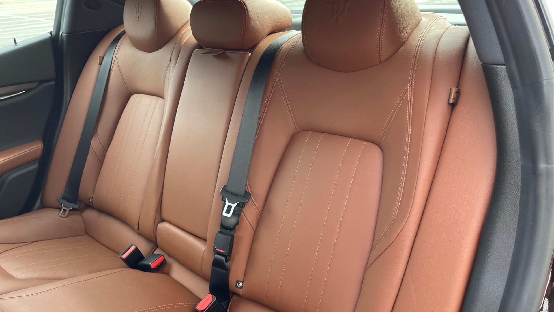 Used 2018 Maserati GHIBLI 3.0L SEDAN / 8-SPD AUTO / NAV / SUNROOF / REARVIEW for sale Sold at Formula Imports in Charlotte NC 28227 50