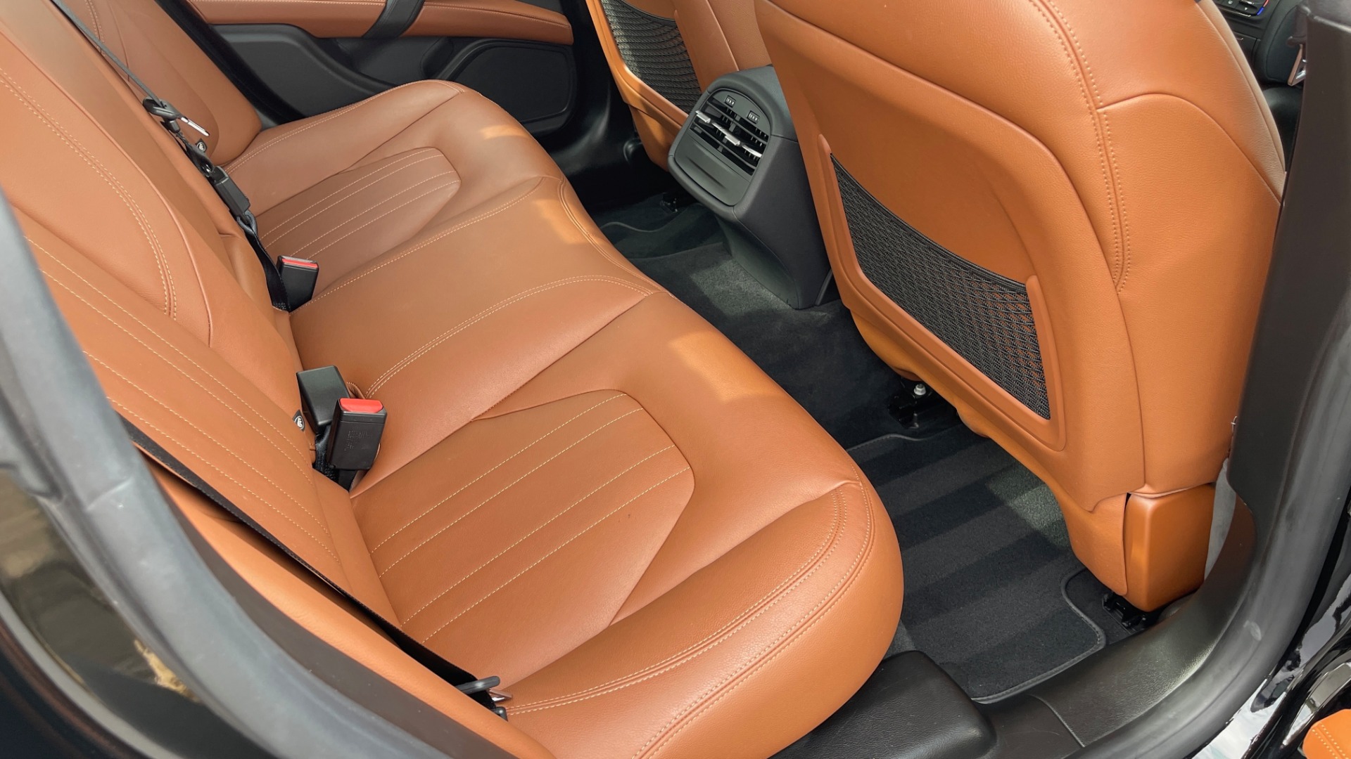Used 2018 Maserati GHIBLI 3.0L SEDAN / 8-SPD AUTO / NAV / SUNROOF / REARVIEW for sale Sold at Formula Imports in Charlotte NC 28227 55