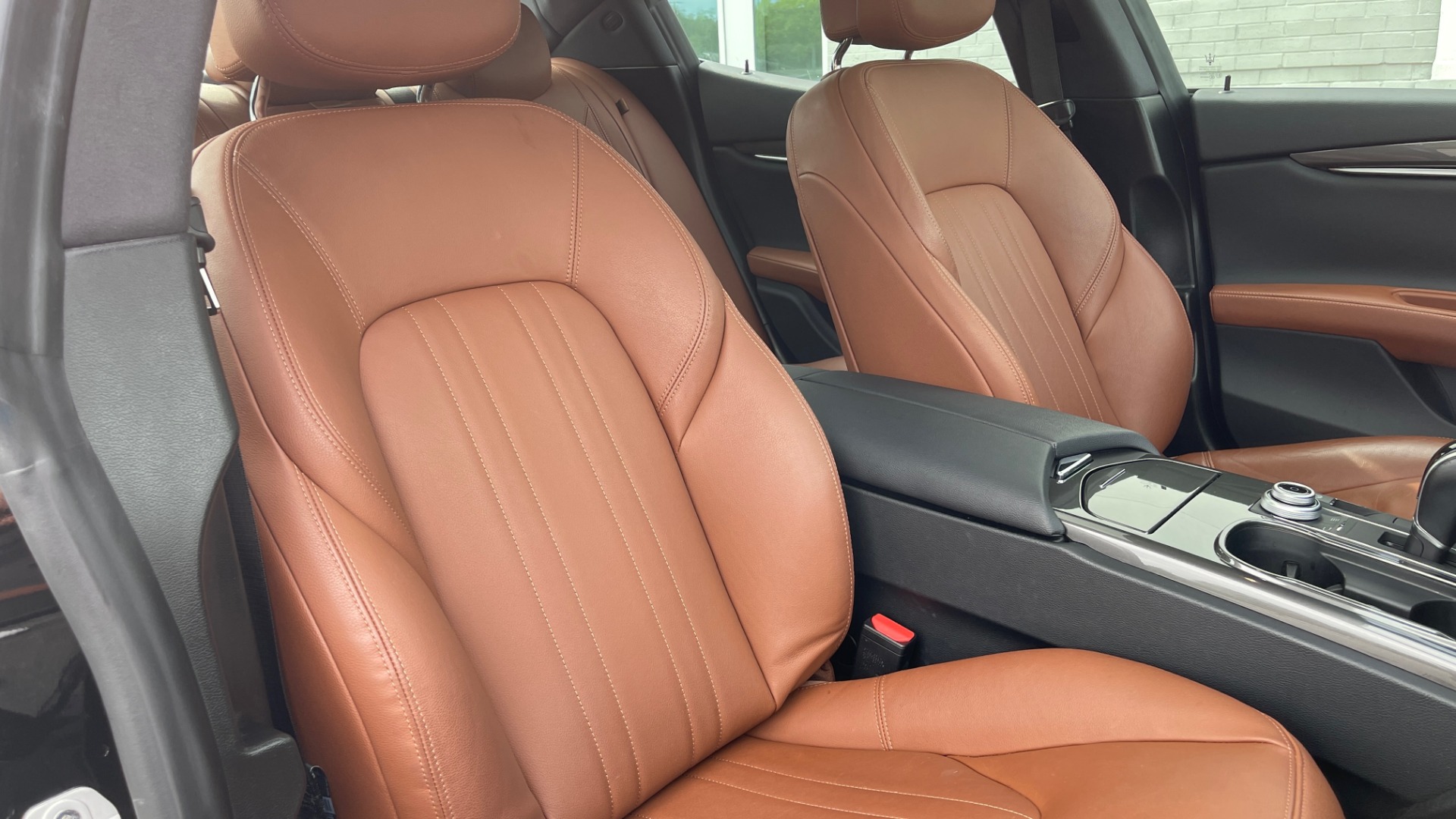 Used 2018 Maserati GHIBLI 3.0L SEDAN / 8-SPD AUTO / NAV / SUNROOF / REARVIEW for sale Sold at Formula Imports in Charlotte NC 28227 61