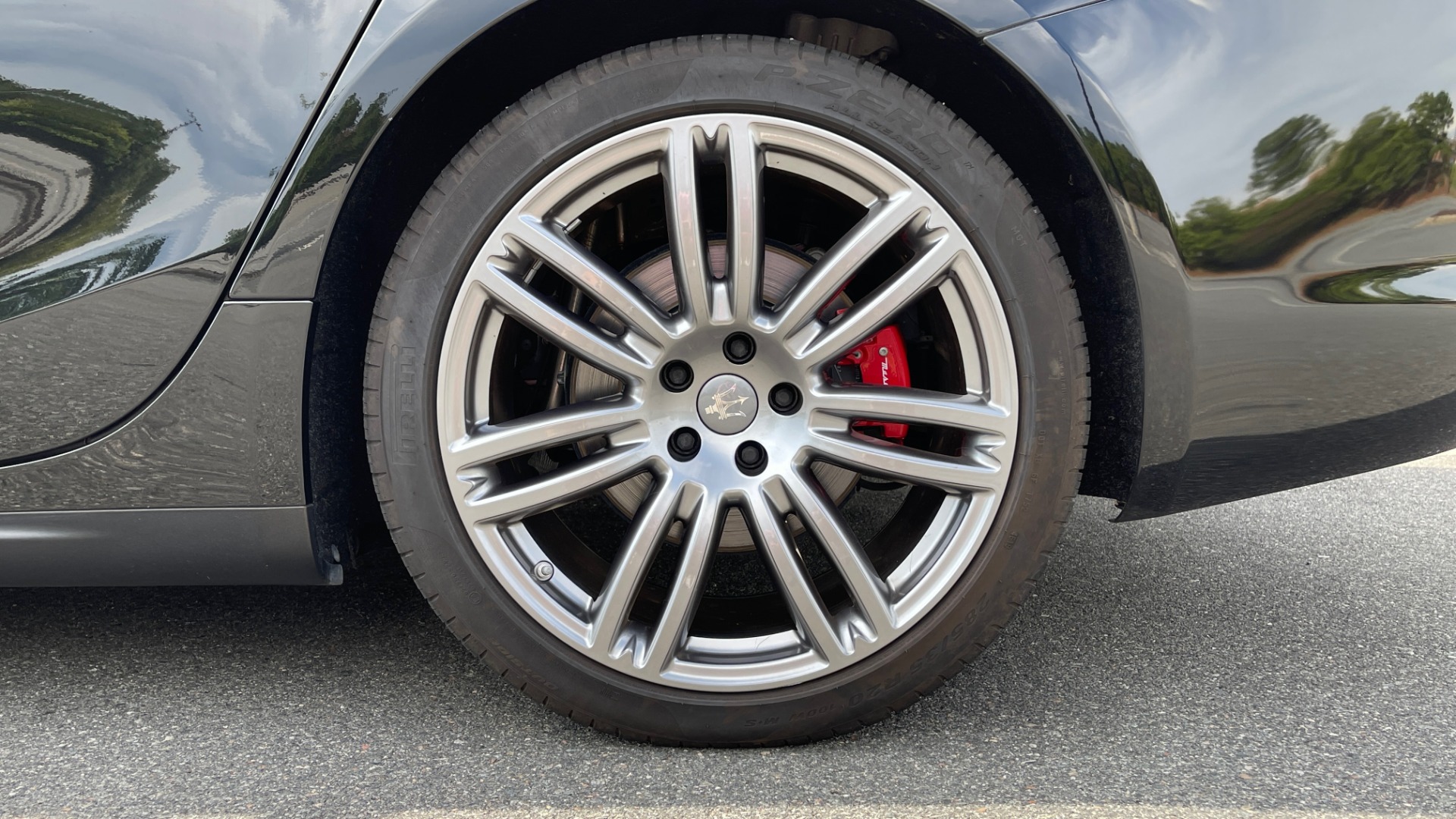 Used 2018 Maserati GHIBLI 3.0L SEDAN / 8-SPD AUTO / NAV / SUNROOF / REARVIEW for sale Sold at Formula Imports in Charlotte NC 28227 63