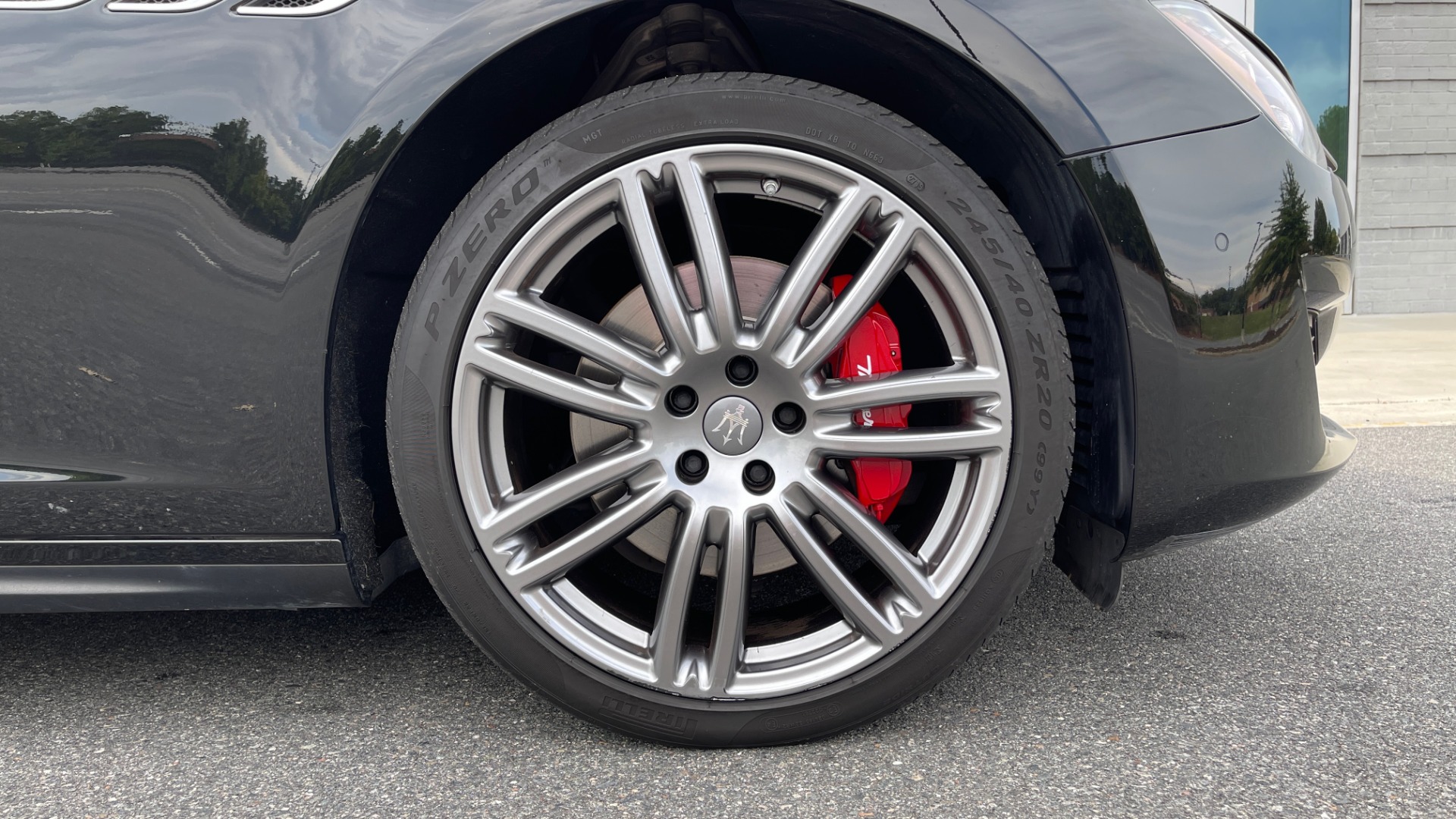 Used 2018 Maserati GHIBLI 3.0L SEDAN / 8-SPD AUTO / NAV / SUNROOF / REARVIEW for sale Sold at Formula Imports in Charlotte NC 28227 65