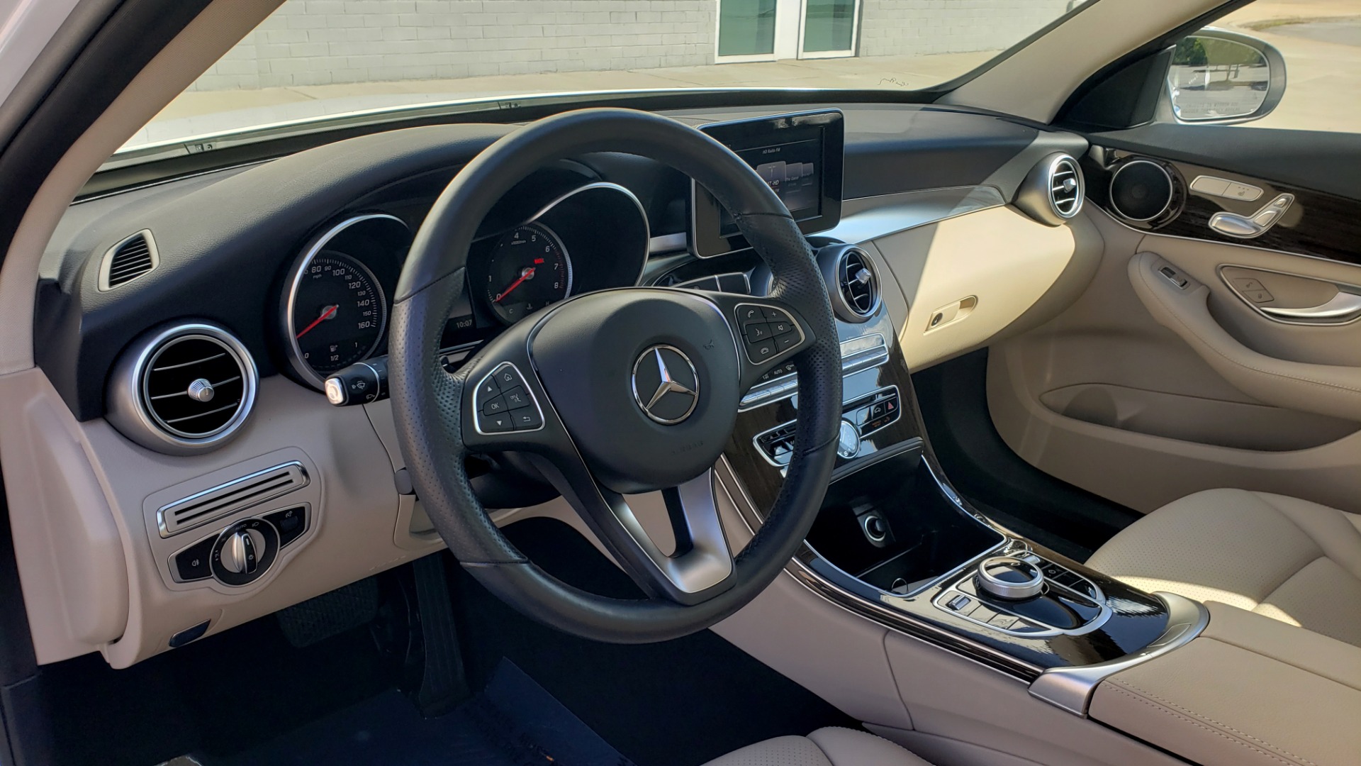 Used 2018 Mercedes-Benz C-Class C 300 4MATIC PREMIUM / APPLE CARPLAY / PANO-ROOF / REARVIEW for sale Sold at Formula Imports in Charlotte NC 28227 36