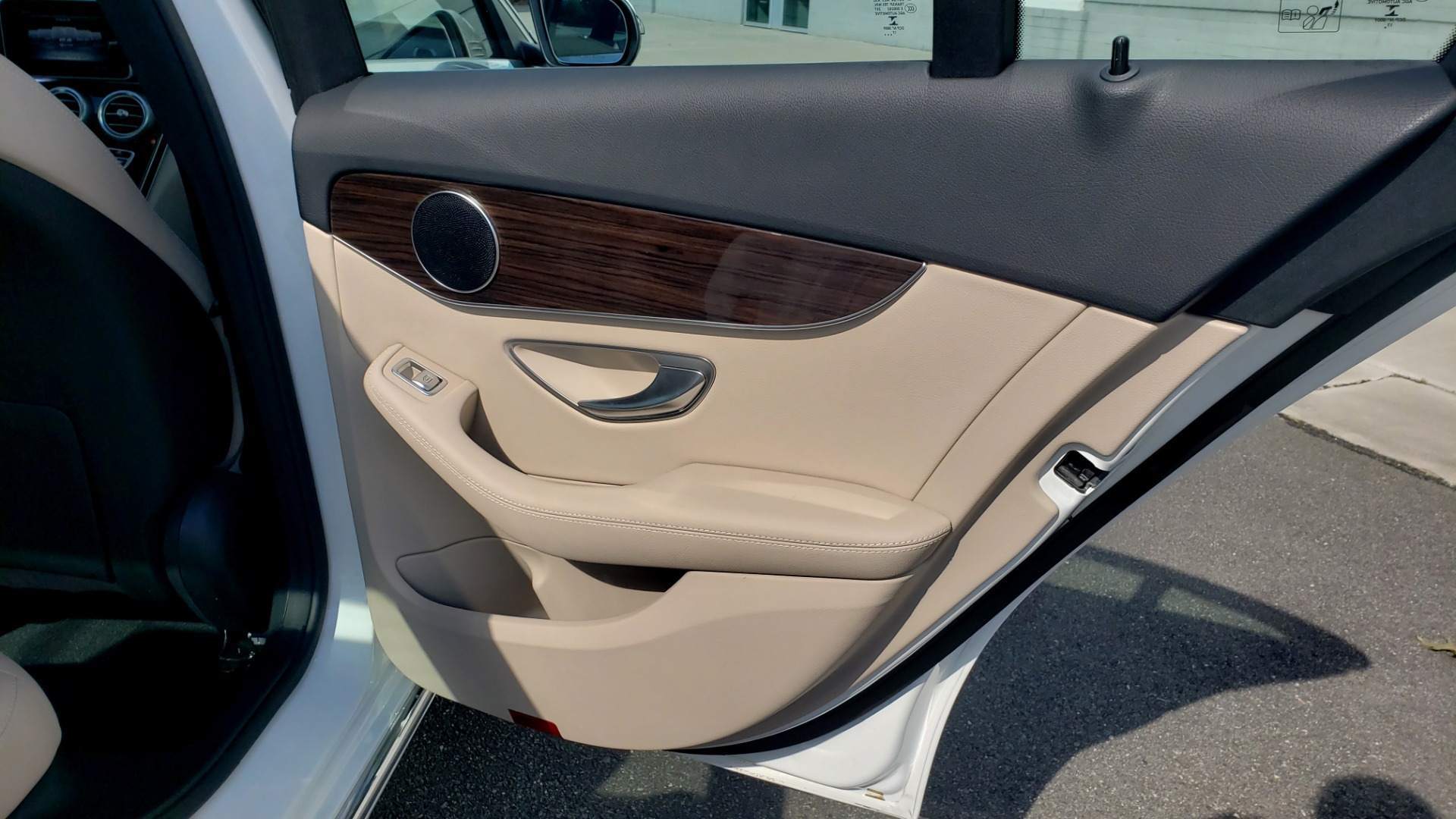 Used 2018 Mercedes-Benz C-Class C 300 4MATIC PREMIUM / APPLE CARPLAY / PANO-ROOF / REARVIEW for sale Sold at Formula Imports in Charlotte NC 28227 65