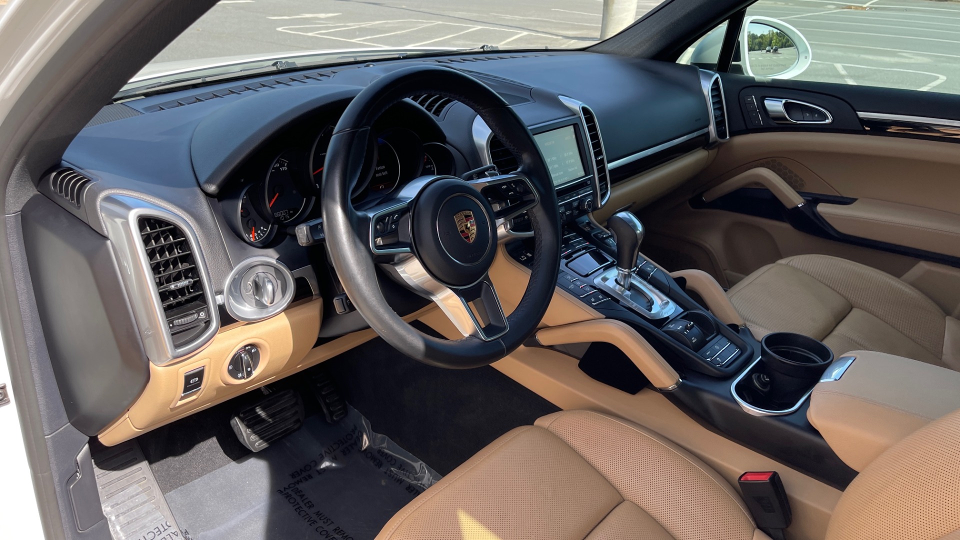 Used 2016 Porsche CAYENNE AWD / 3.6L TURBO / PREMIUM / BOSE / PANO-ROOF / NAV / LCA for sale Sold at Formula Imports in Charlotte NC 28227 28