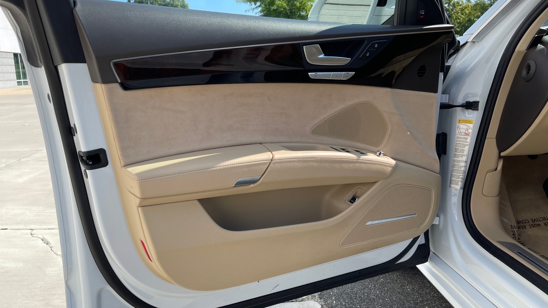 Used 2018 Audi A8 L SPORT 4.0T / EXECUTIVE PKG / NAV / BOSE / SUNROOF / REARVIEW for sale Sold at Formula Imports in Charlotte NC 28227 29