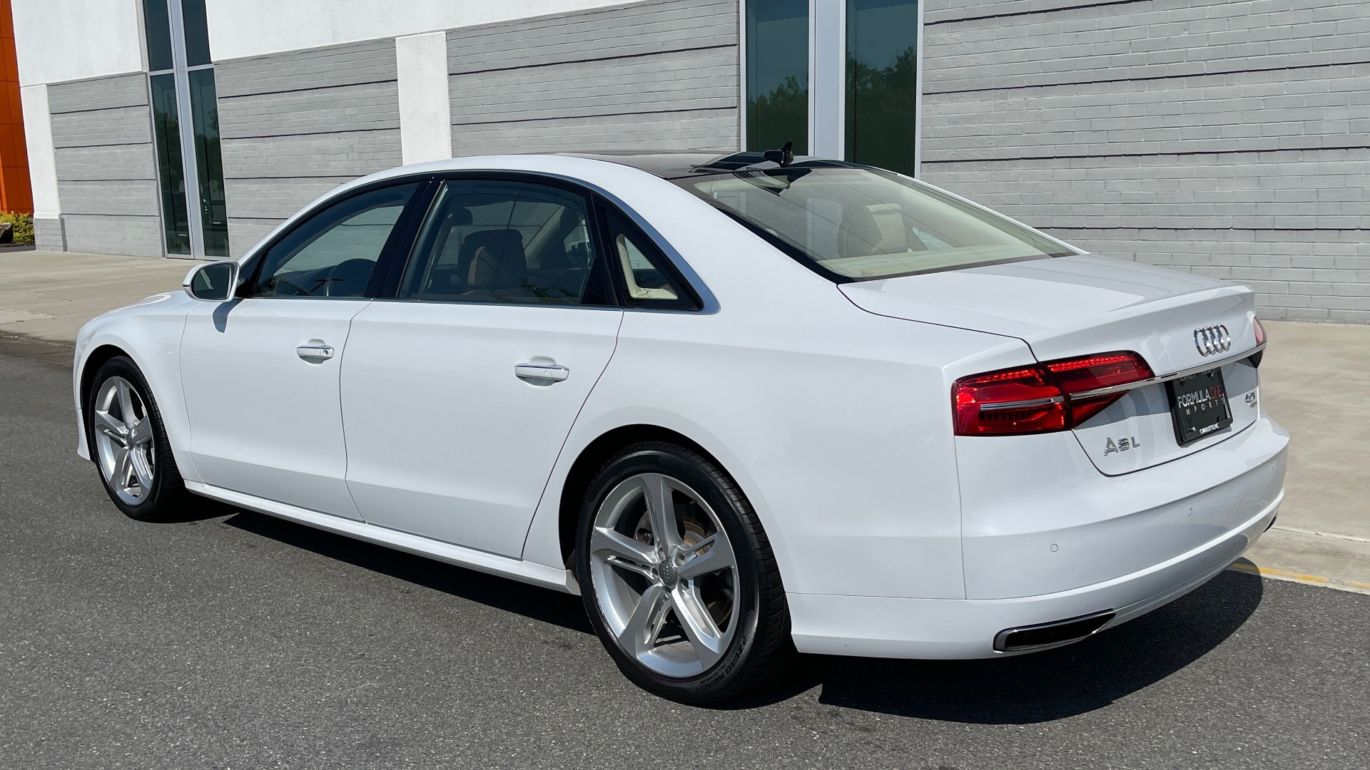 Used 2018 Audi A8 L SPORT 4.0T / EXECUTIVE PKG / NAV / BOSE / SUNROOF / REARVIEW for sale Sold at Formula Imports in Charlotte NC 28227 4
