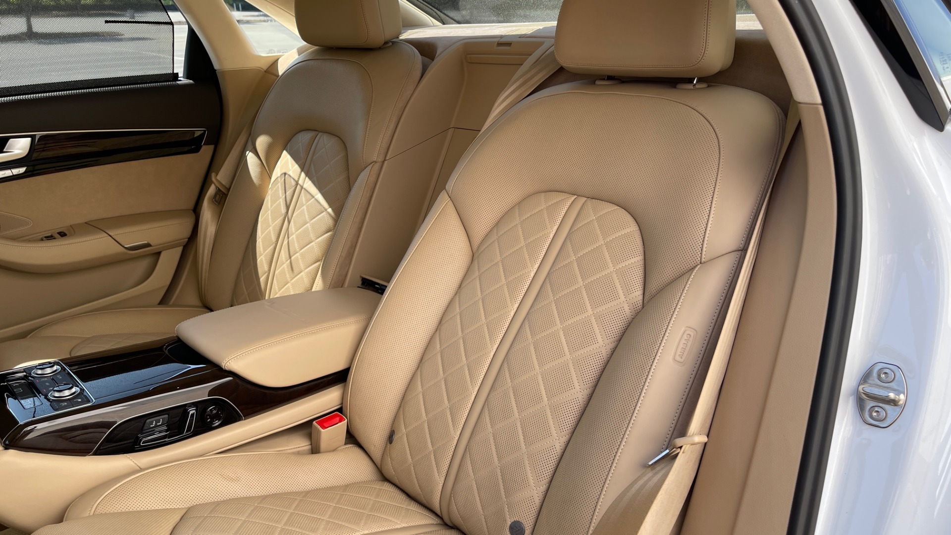 Used 2018 Audi A8 L SPORT 4.0T / EXECUTIVE PKG / NAV / BOSE / SUNROOF / REARVIEW for sale Sold at Formula Imports in Charlotte NC 28227 59