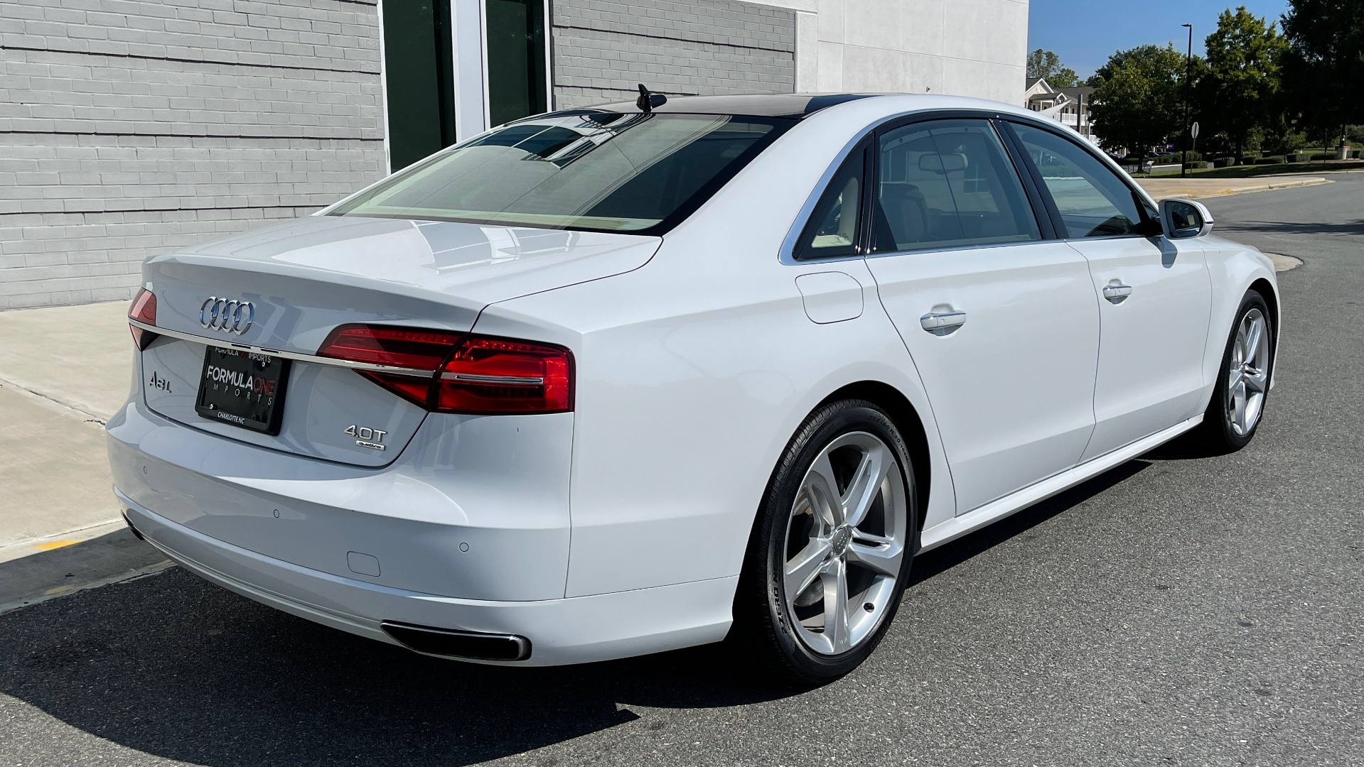 Used 2018 Audi A8 L SPORT 4.0T / EXECUTIVE PKG / NAV / BOSE / SUNROOF / REARVIEW for sale Sold at Formula Imports in Charlotte NC 28227 6