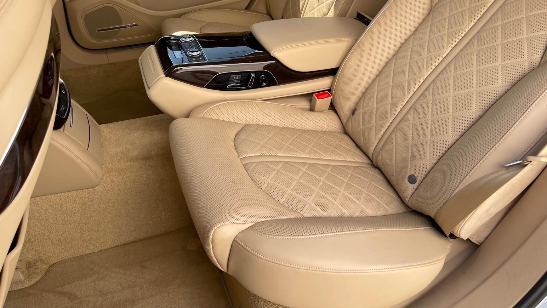 Used 2018 Audi A8 L SPORT 4.0T / EXECUTIVE PKG / NAV / BOSE / SUNROOF / REARVIEW for sale Sold at Formula Imports in Charlotte NC 28227 60