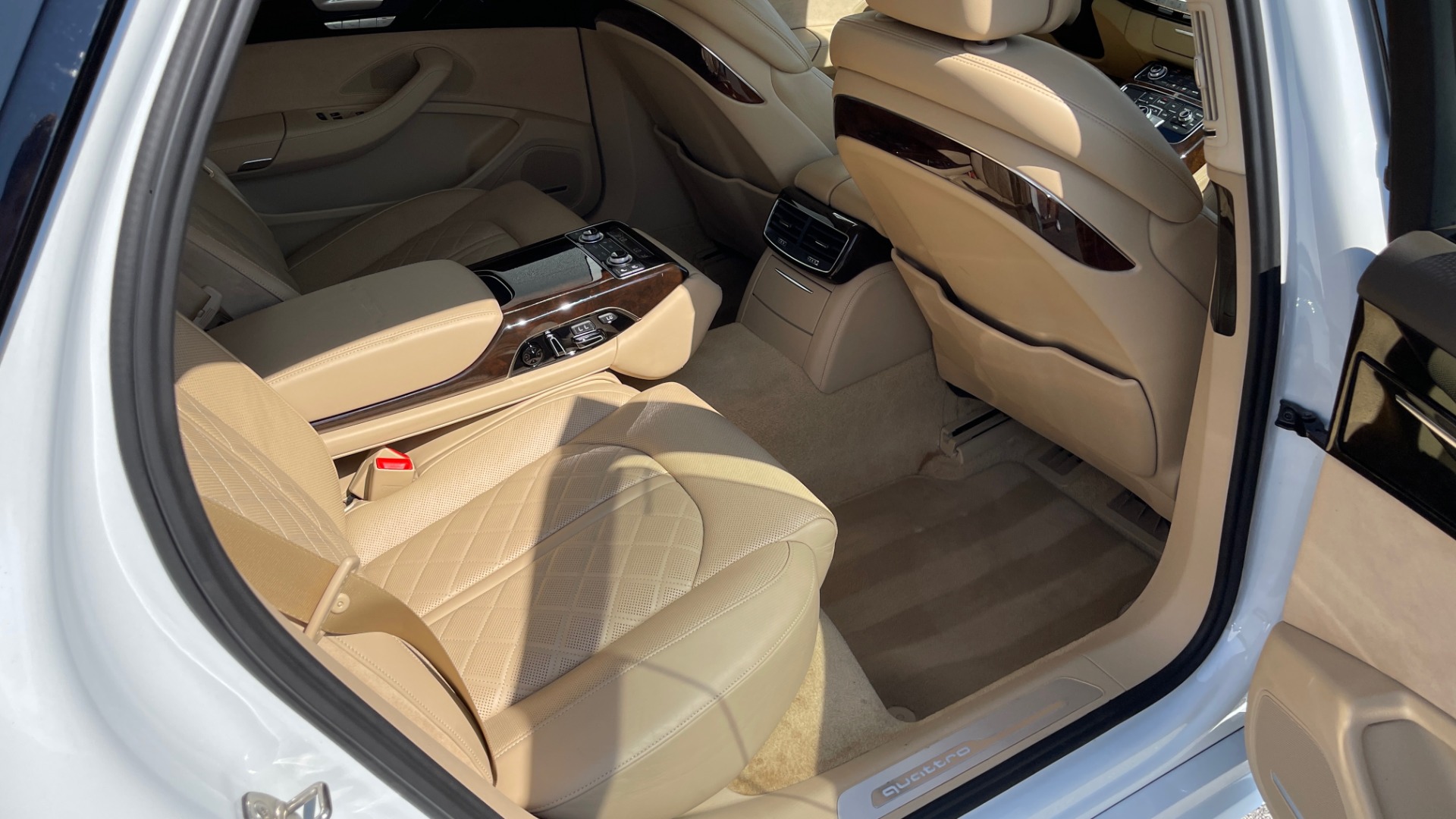 Used 2018 Audi A8 L SPORT 4.0T / EXECUTIVE PKG / NAV / BOSE / SUNROOF / REARVIEW for sale Sold at Formula Imports in Charlotte NC 28227 75