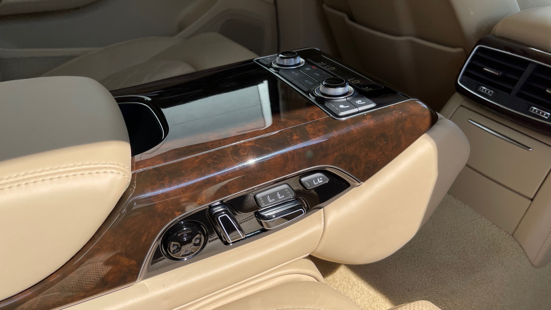Used 2018 Audi A8 L SPORT 4.0T / EXECUTIVE PKG / NAV / BOSE / SUNROOF / REARVIEW for sale Sold at Formula Imports in Charlotte NC 28227 76