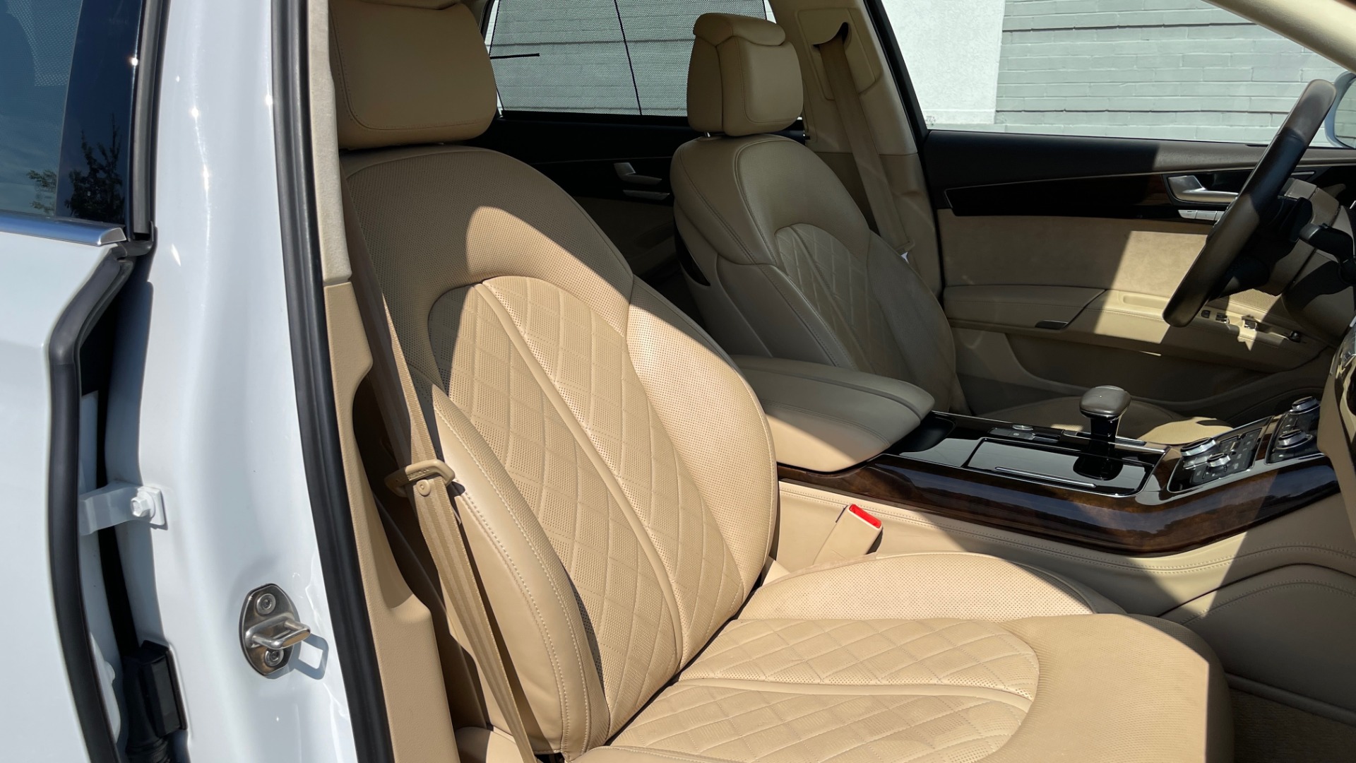 Used 2018 Audi A8 L SPORT 4.0T / EXECUTIVE PKG / NAV / BOSE / SUNROOF / REARVIEW for sale Sold at Formula Imports in Charlotte NC 28227 82