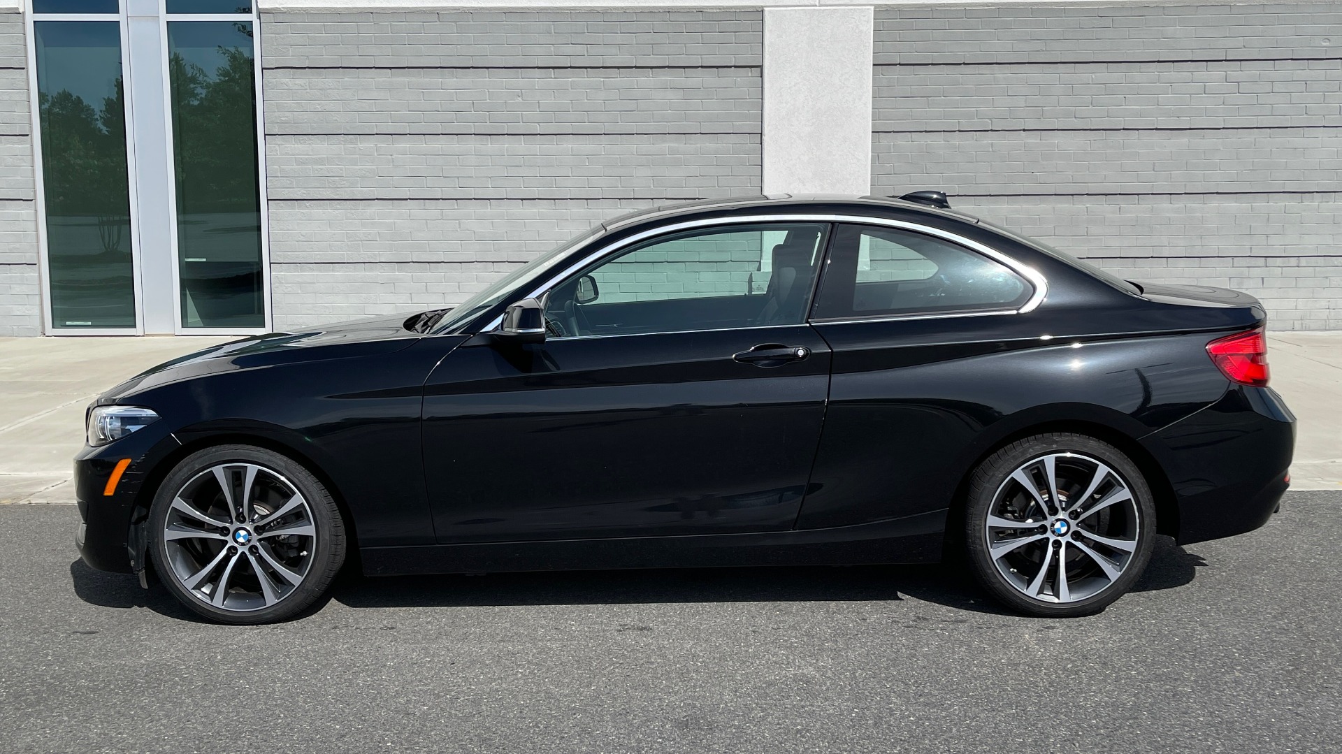 Used 2018 BMW 2 SERIES 230I XDRIVE PREMIUM / CONV PKG / NAV / SUNROOF / REARVIEW for sale Sold at Formula Imports in Charlotte NC 28227 4