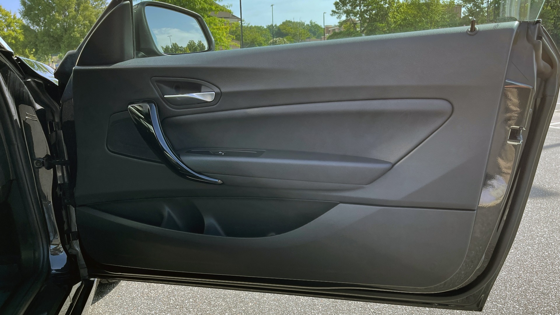 Used 2018 BMW 2 SERIES 230I XDRIVE PREMIUM / CONV PKG / NAV / SUNROOF / REARVIEW for sale Sold at Formula Imports in Charlotte NC 28227 47