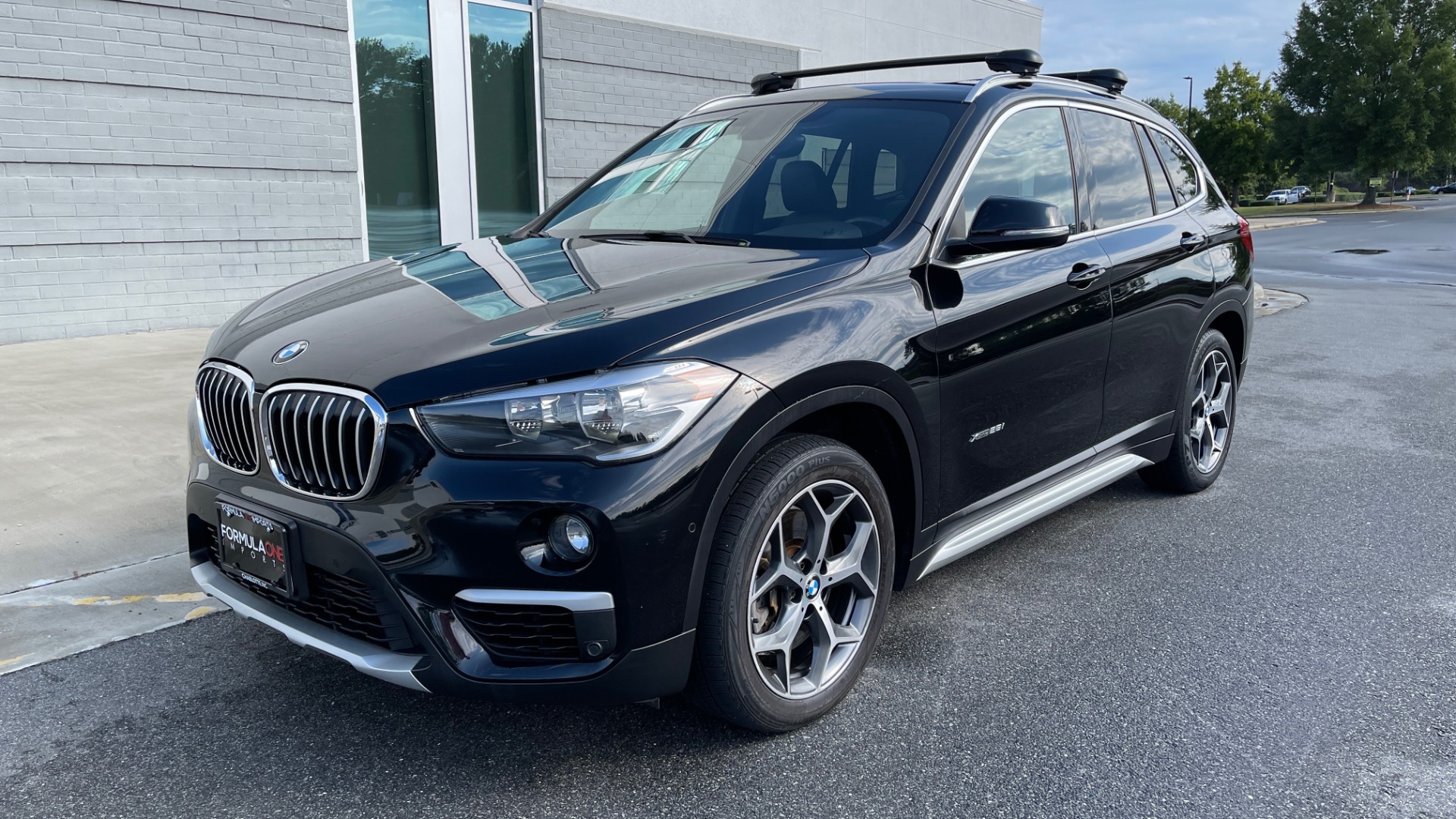 Used 2017 BMW X1 XDRIVE28I / DRVR ASST PKG / COLD WTHR / HTD FRT STS / PANO-ROOF / REARVIEW for sale Sold at Formula Imports in Charlotte NC 28227 3