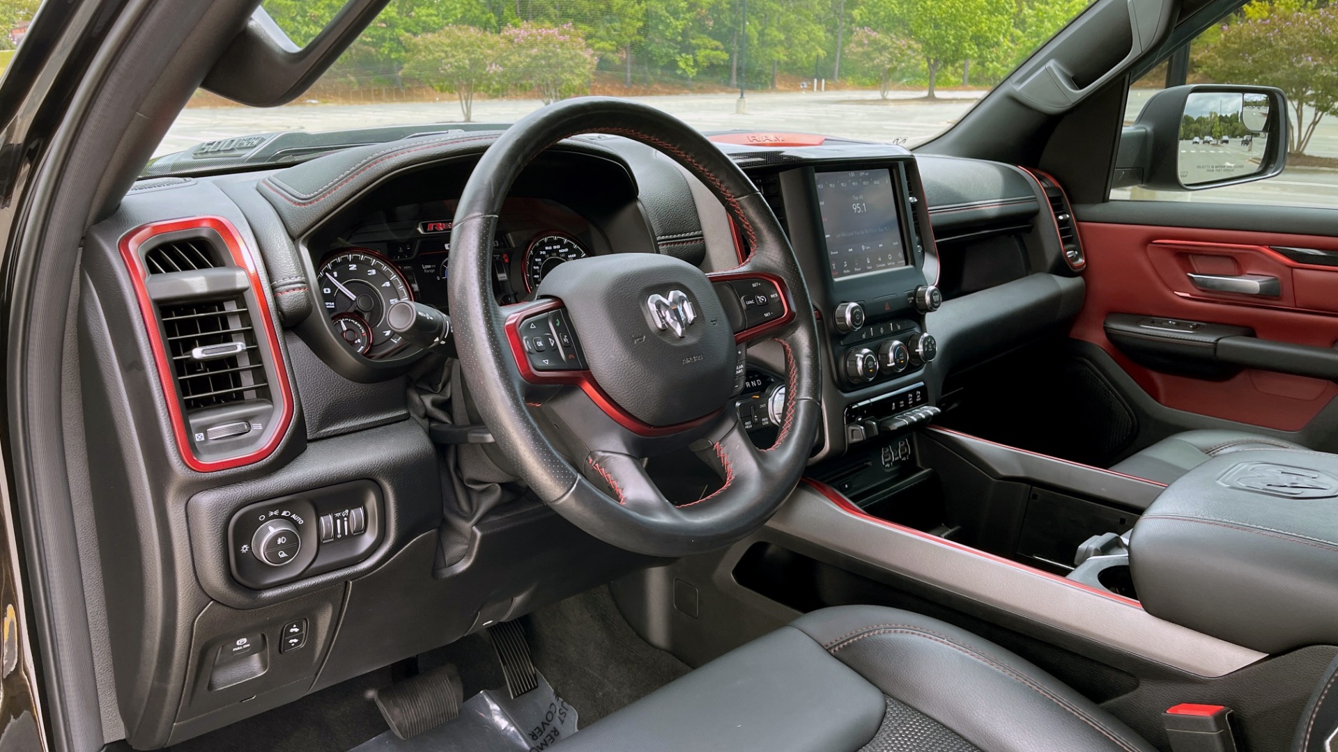 Used 2019 Ram 1500 REBEL QUADCAB 4X4 / 5.7L HEMI / 8-SPD AUTO / REMOTE START / PARK ASSIST for sale Sold at Formula Imports in Charlotte NC 28227 29