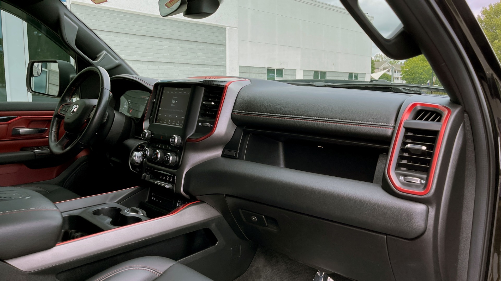 Used 2019 Ram 1500 REBEL QUADCAB 4X4 / 5.7L HEMI / 8-SPD AUTO / REMOTE START / PARK ASSIST for sale Sold at Formula Imports in Charlotte NC 28227 65