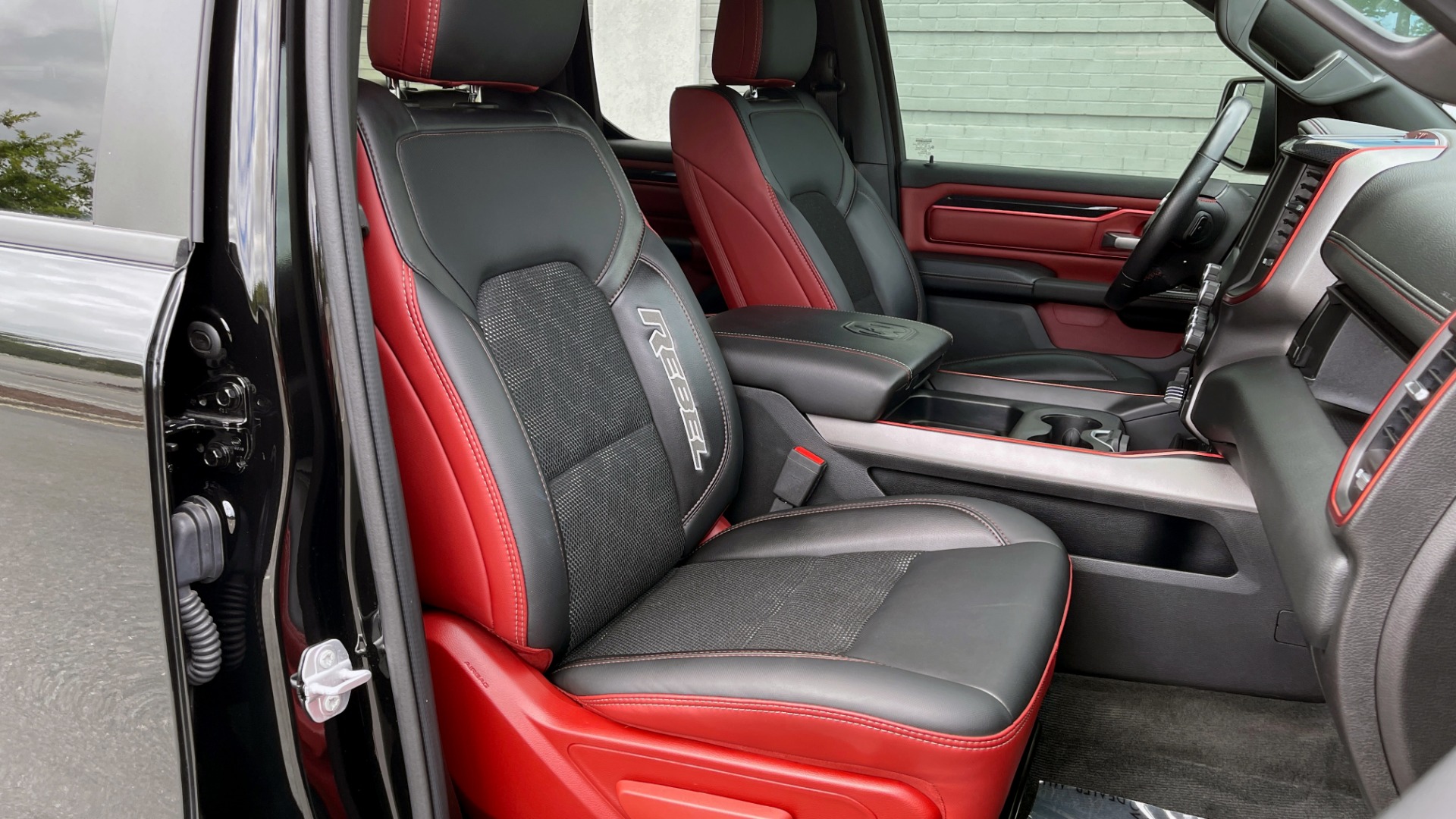 Used 2019 Ram 1500 REBEL QUADCAB 4X4 / 5.7L HEMI / 8-SPD AUTO / REMOTE START / PARK ASSIST for sale Sold at Formula Imports in Charlotte NC 28227 66