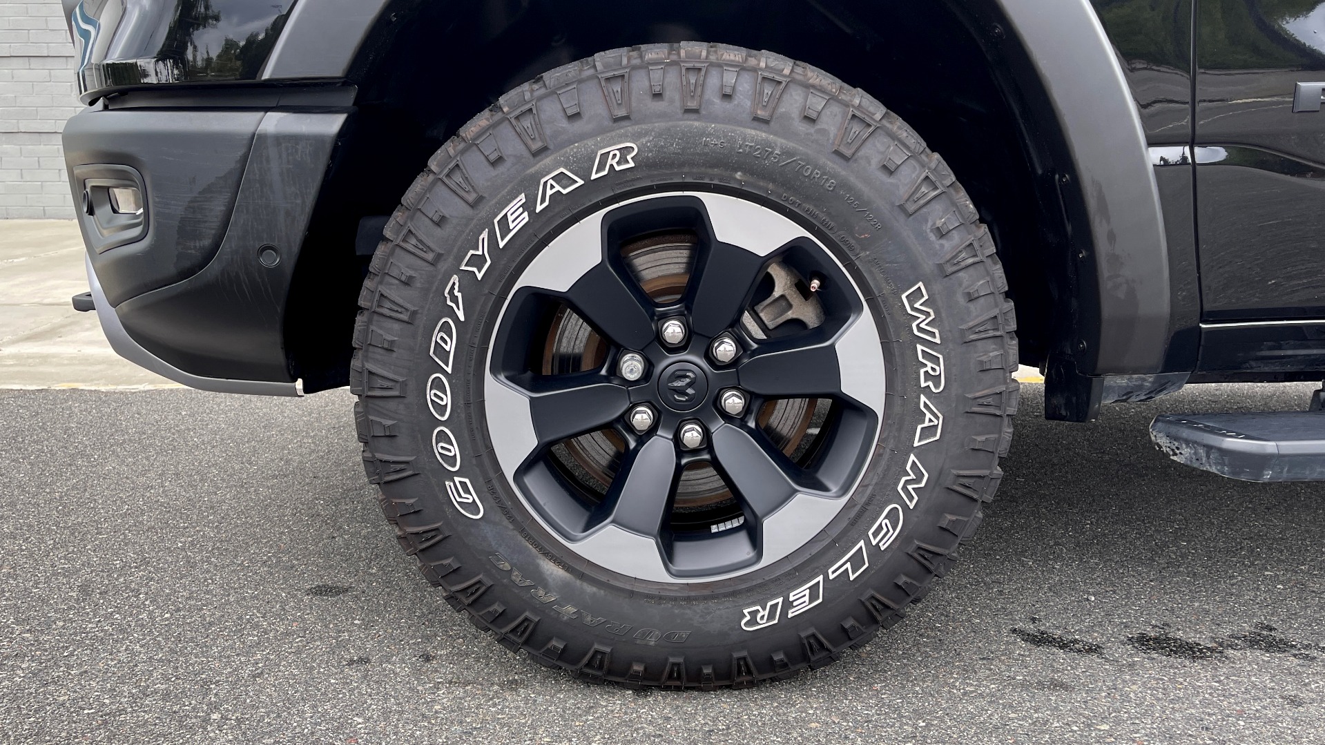 Used 2019 Ram 1500 REBEL QUADCAB 4X4 / 5.7L HEMI / 8-SPD AUTO / REMOTE START / PARK ASSIST for sale Sold at Formula Imports in Charlotte NC 28227 69