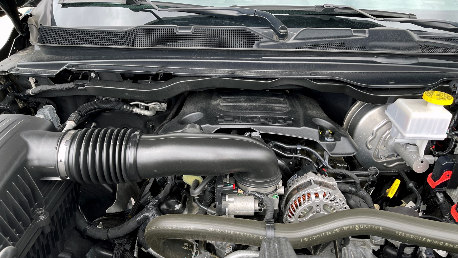 Used 2019 Ram 1500 REBEL QUADCAB 4X4 / 5.7L HEMI / 8-SPD AUTO / REMOTE START / PARK ASSIST for sale Sold at Formula Imports in Charlotte NC 28227 9