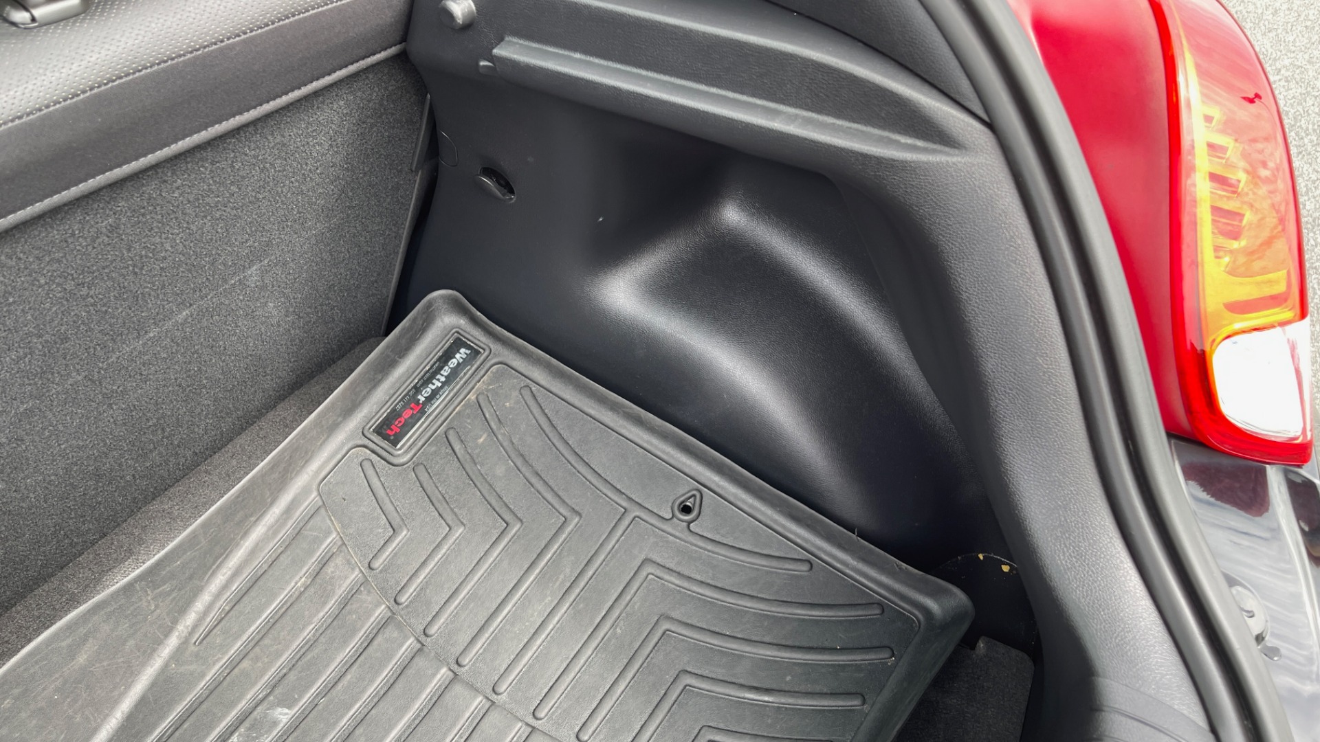 Veloster trunk cover discount