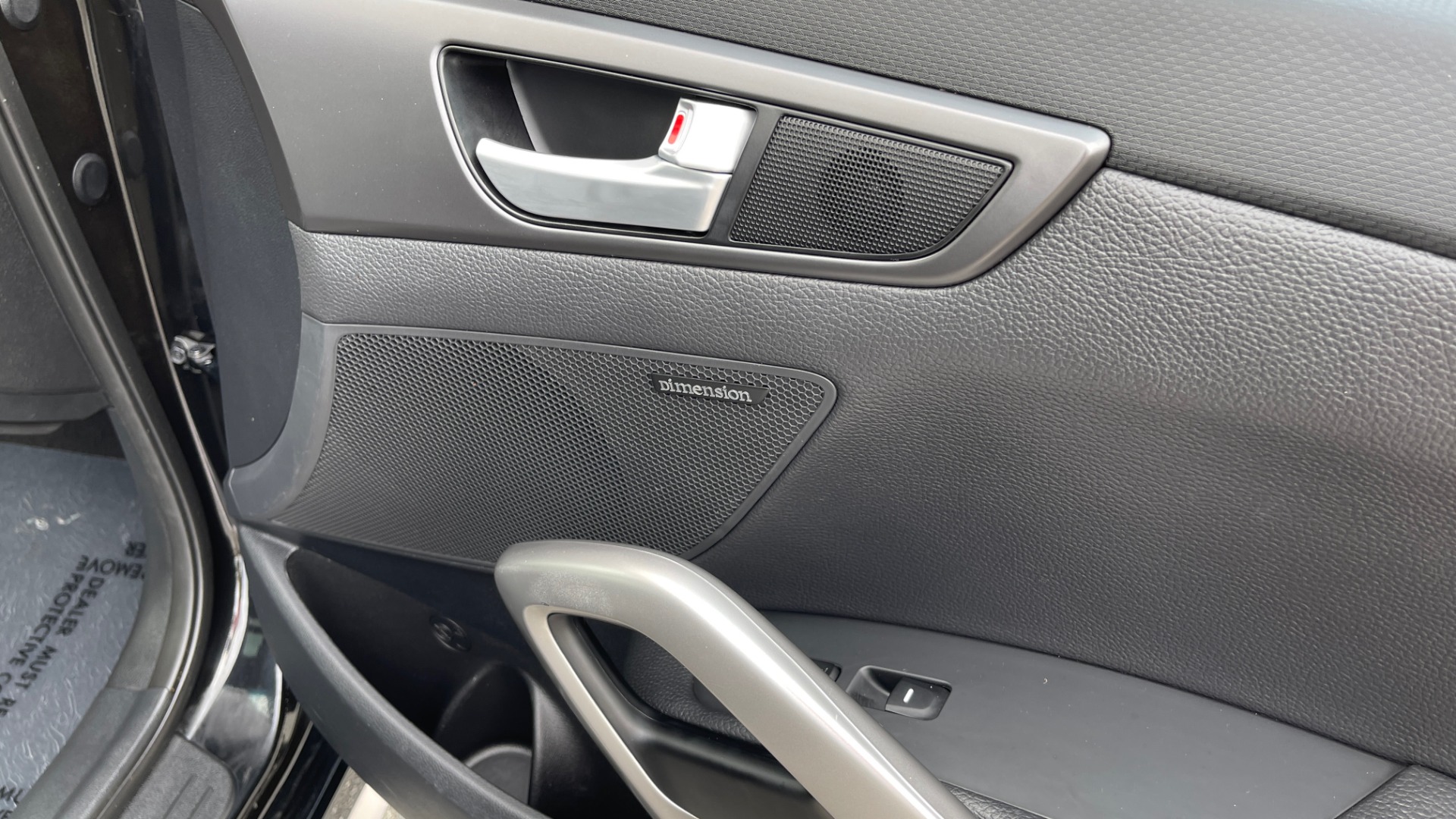 Used 2016 Hyundai VELOSTER TURBO 1.6L / AUTO / NAV / PANO-ROOF / REARVIEW for sale Sold at Formula Imports in Charlotte NC 28227 54