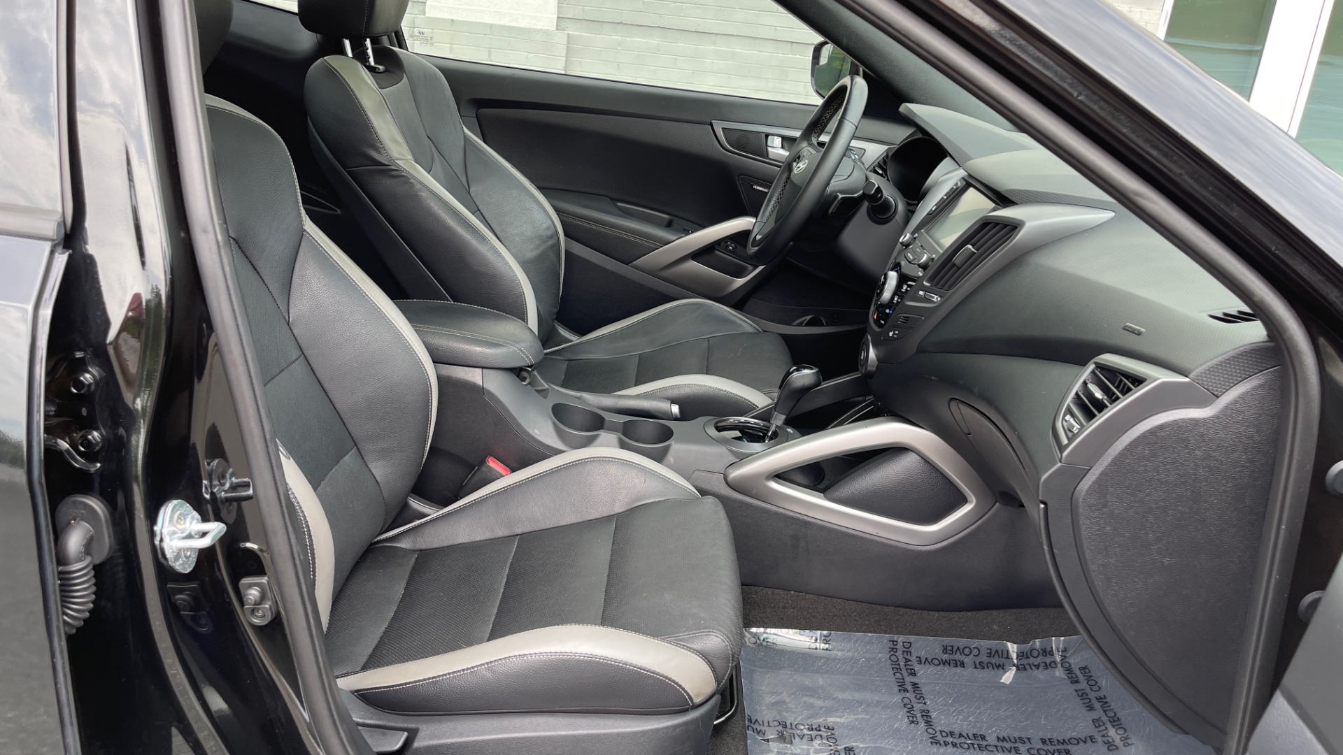 Used 2016 Hyundai VELOSTER TURBO 1.6L / AUTO / NAV / PANO-ROOF / REARVIEW for sale Sold at Formula Imports in Charlotte NC 28227 56