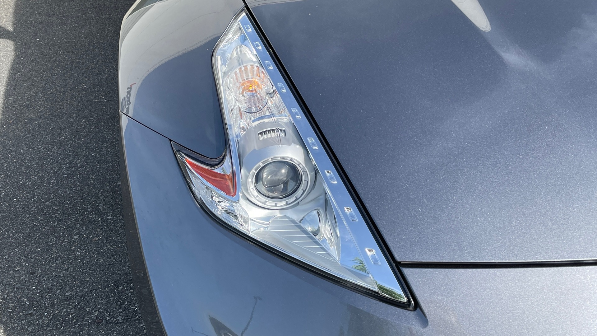 Used 2011 Nissan 370Z NISMO COUPE / 3.7L V6 / 6-SPD MAN / AUTO CLIMATE CONTROL for sale Sold at Formula Imports in Charlotte NC 28227 11