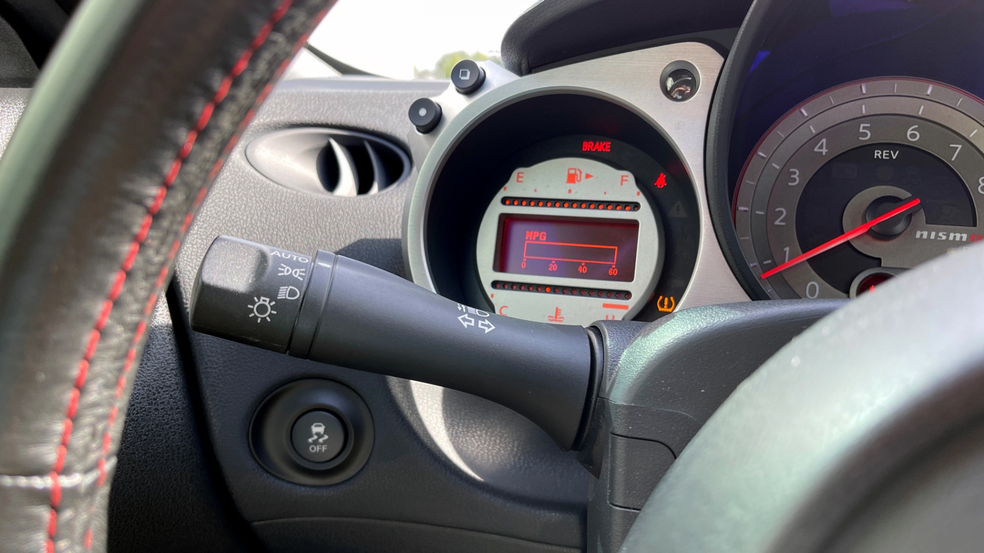 Used 2011 Nissan 370Z NISMO COUPE / 3.7L V6 / 6-SPD MAN