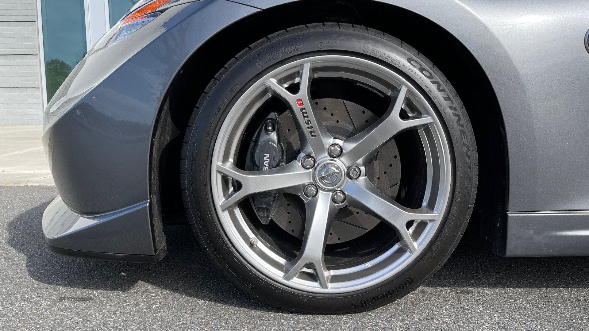 Used 2011 Nissan 370Z NISMO COUPE / 3.7L V6 / 6-SPD MAN / AUTO CLIMATE CONTROL for sale Sold at Formula Imports in Charlotte NC 28227 48