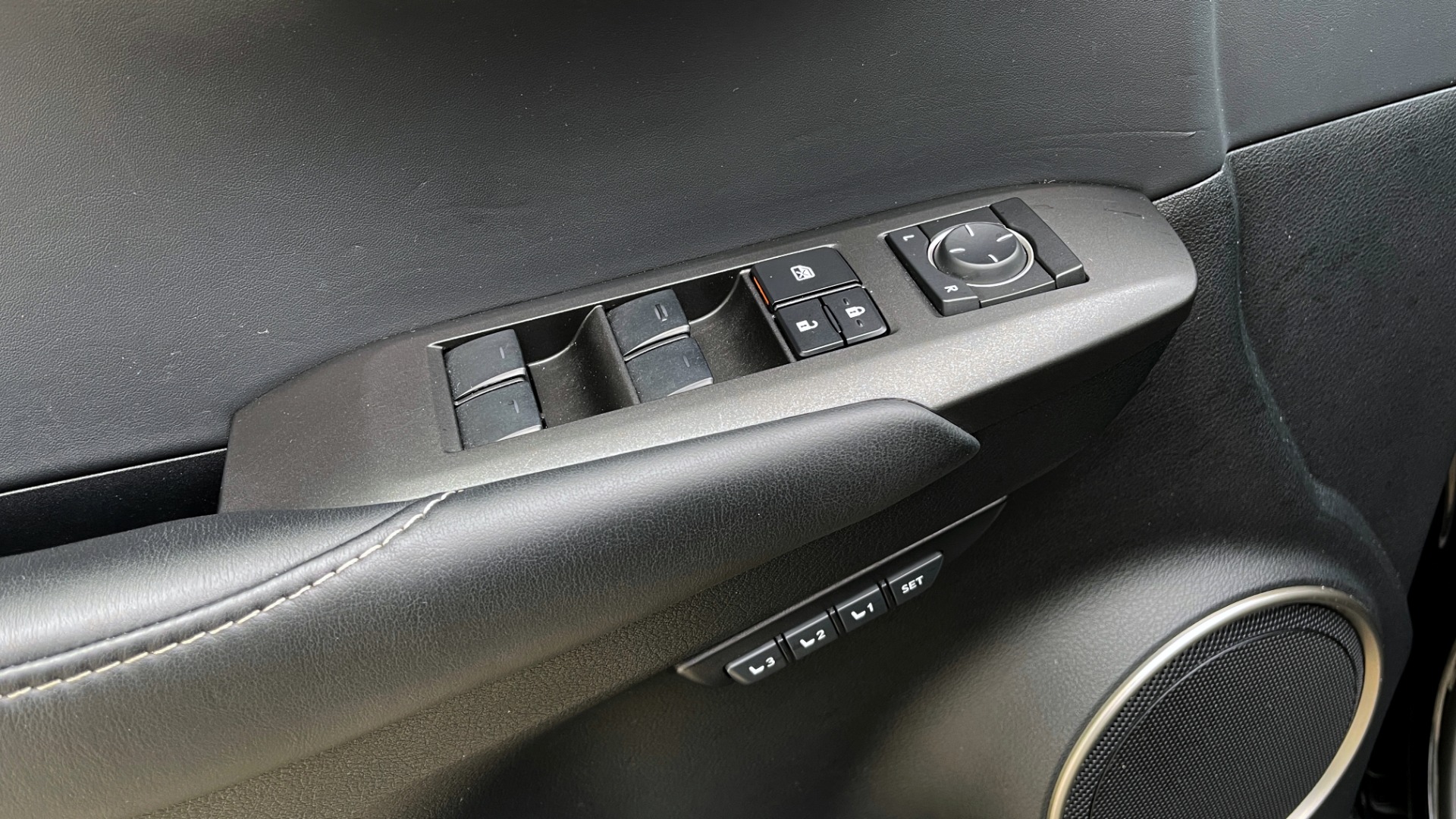 Used 2017 Lexus NX PREMIUM F-SPORT / 2.0L TURBO / BSM / PARK ASST / REARVIEW for sale Sold at Formula Imports in Charlotte NC 28227 26