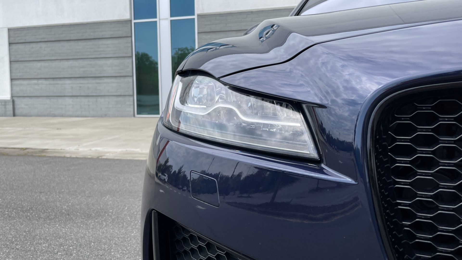 Used 2019 Jaguar F-PACE S / DRIVE PKG / BSA / HUD / BLACK EXT PKG / REARVIEW for sale $50,995 at Formula Imports in Charlotte NC 28227 12