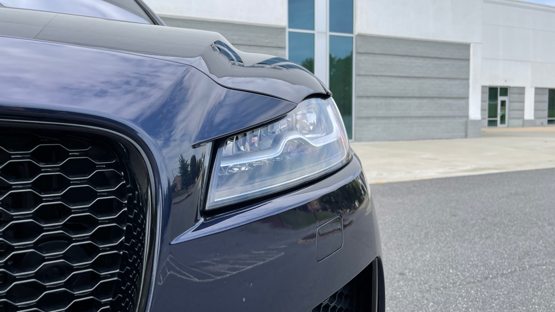 Used 2019 Jaguar F-PACE S / DRIVE PKG / BSA / HUD / BLACK EXT PKG / REARVIEW for sale $50,995 at Formula Imports in Charlotte NC 28227 13
