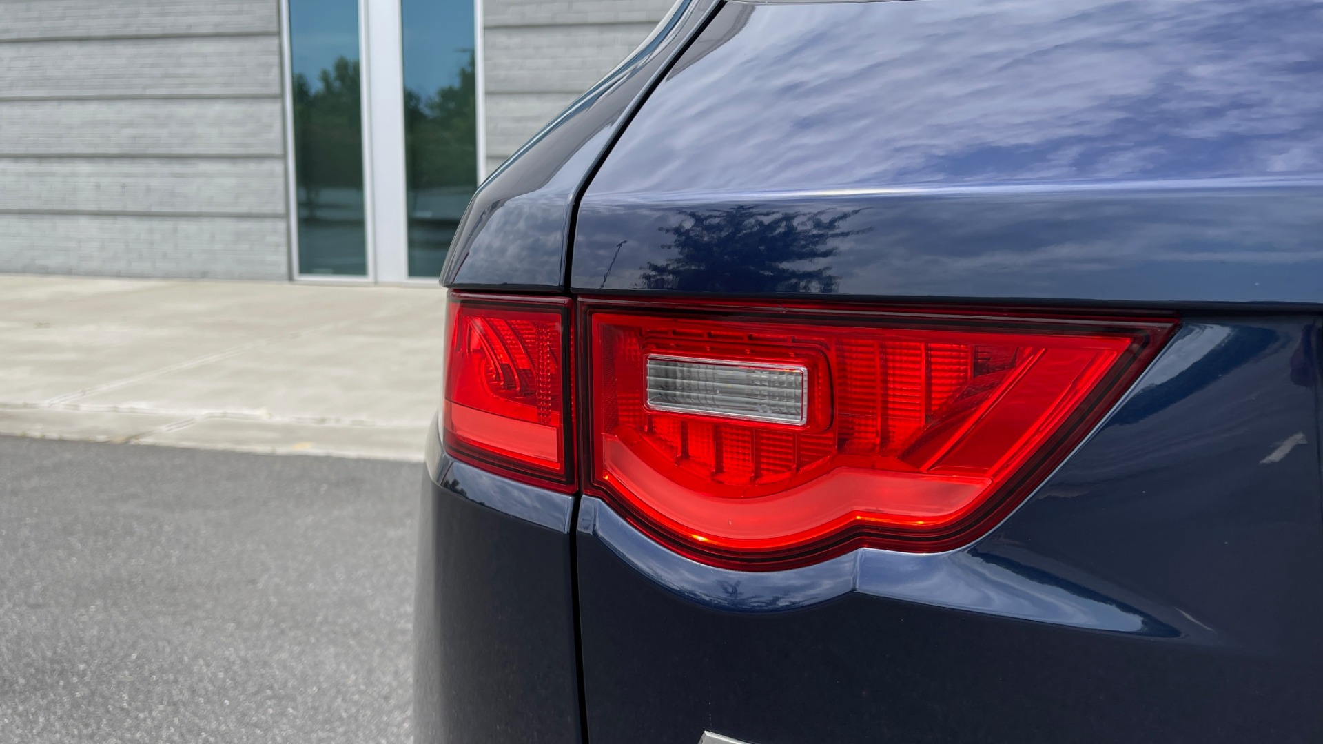 Used 2019 Jaguar F-PACE S for sale Sold at Formula Imports in Charlotte NC 28227 23