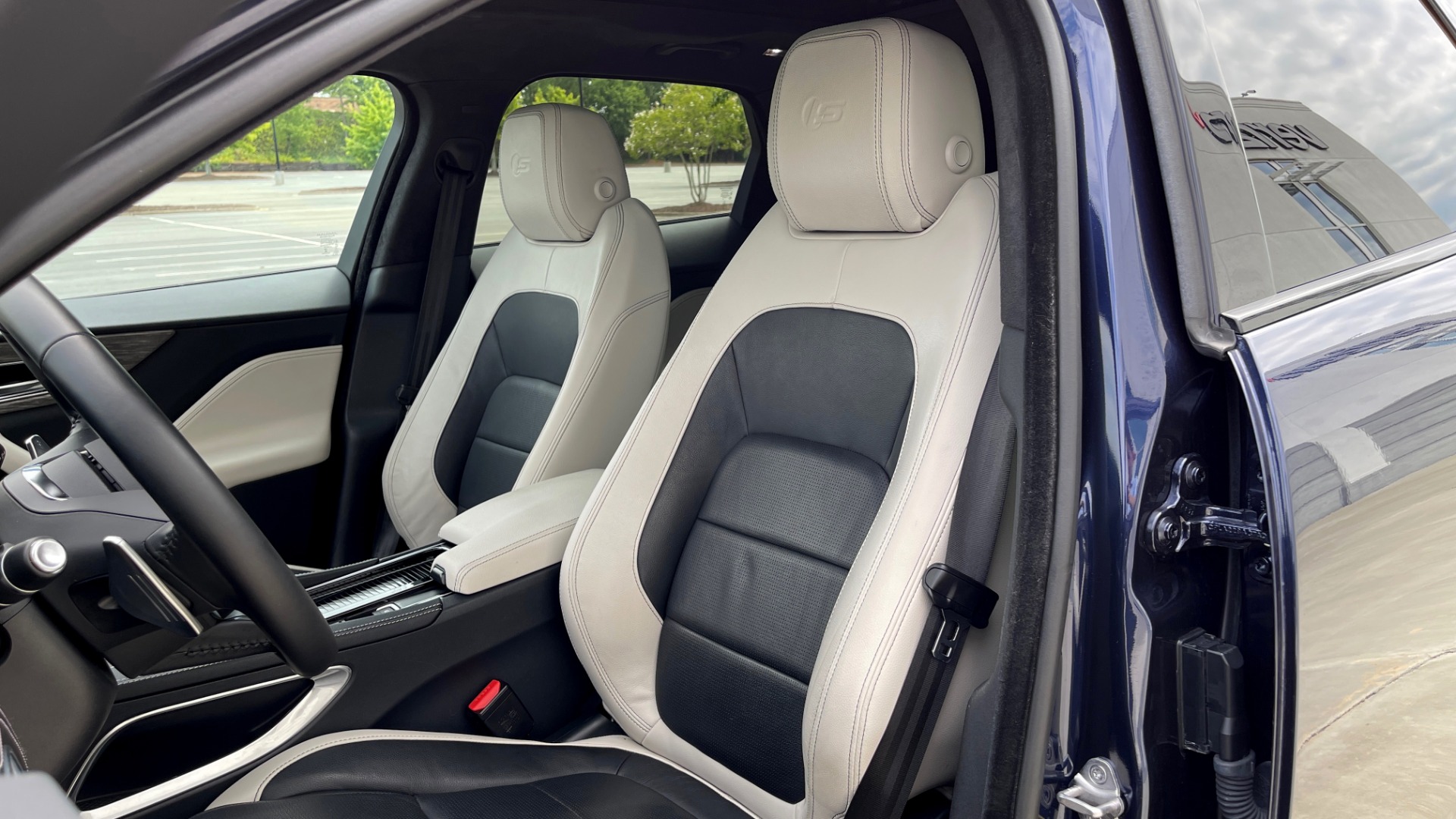 Used 2019 Jaguar F-PACE S for sale Sold at Formula Imports in Charlotte NC 28227 30