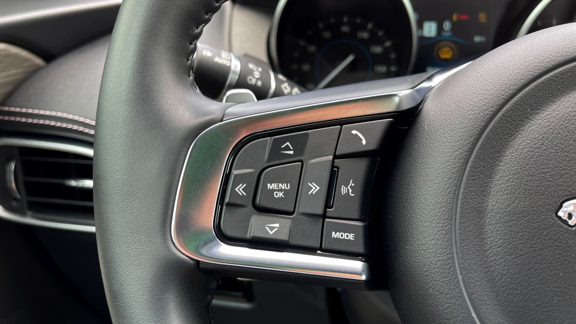 Used 2019 Jaguar F-PACE S for sale Sold at Formula Imports in Charlotte NC 28227 32