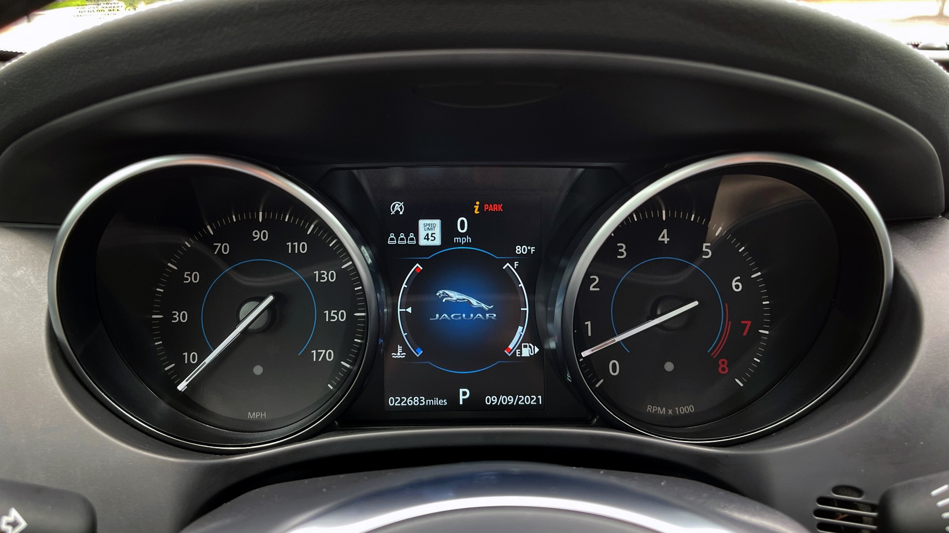 Used 2019 Jaguar F-PACE S / DRIVE PKG / BSA / HUD / BLACK EXT PKG / REARVIEW for sale $50,995 at Formula Imports in Charlotte NC 28227 37