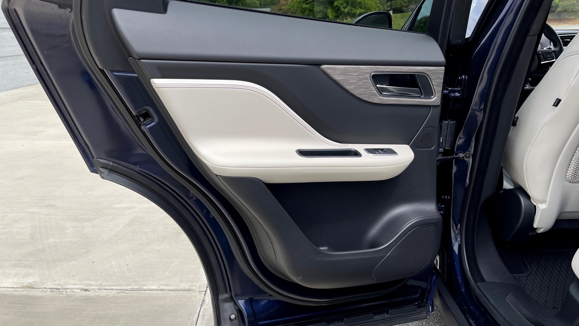 Used 2019 Jaguar F-PACE S for sale Sold at Formula Imports in Charlotte NC 28227 48